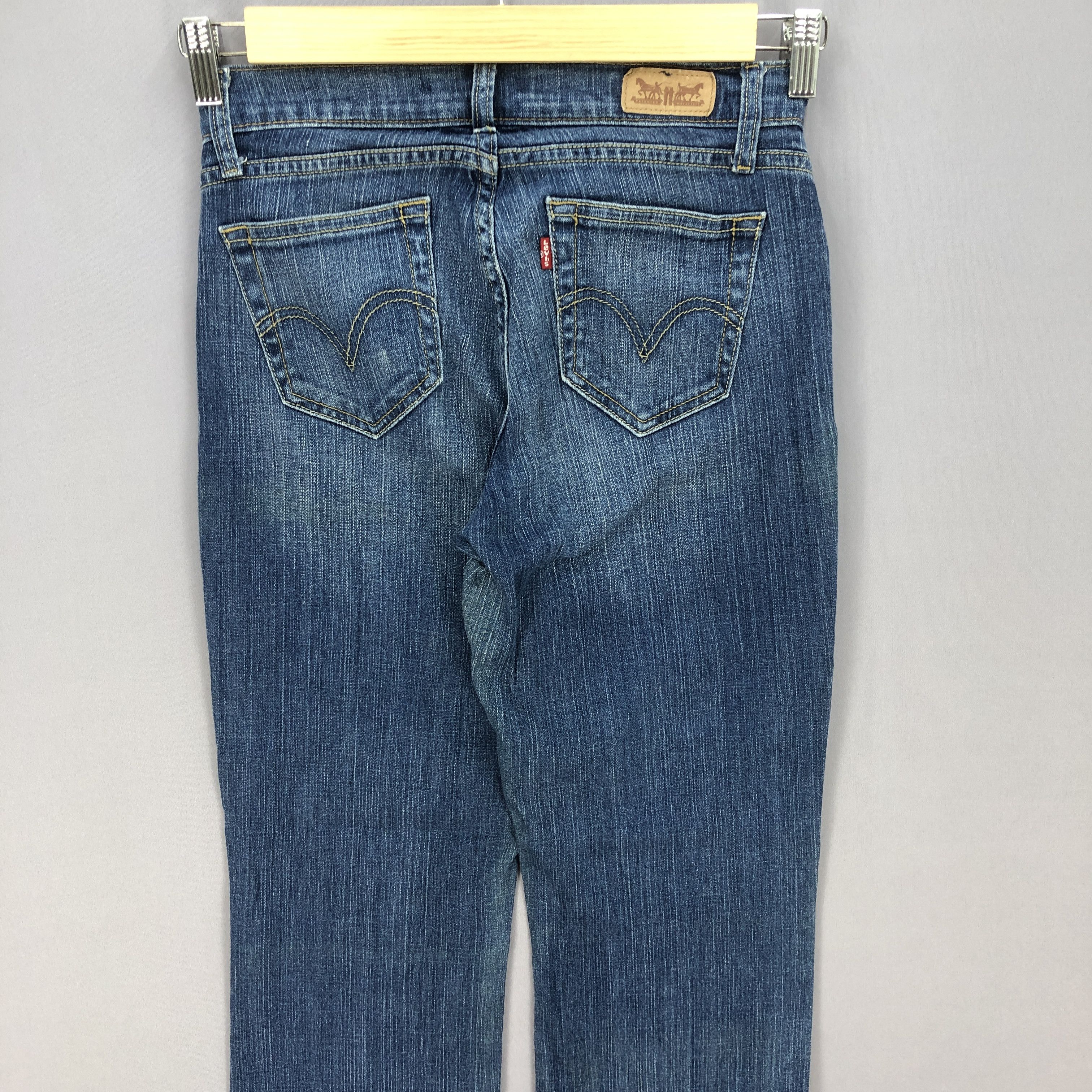 Levi's Vintage Levis Curvy Boot Cut Jeans Flare Bell Bottom Denim Size 28" / US 6 / IT 42 - 4 Thumbnail