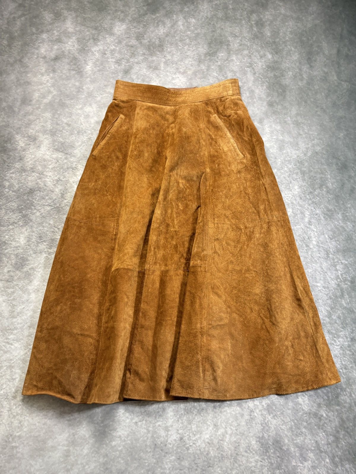 Leather × Marks & Spencer × Vintage 1960s Vintage Suede Skirt 1970s Suede Maxi Skirt St. Michael Size 28" / US 6 / IT 42 - 2 Thumbnail