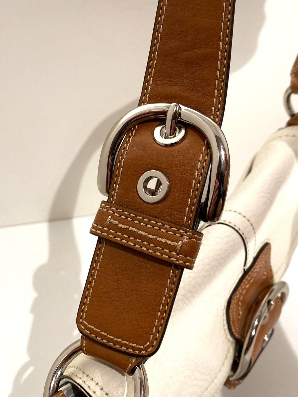 Coach Coach SOHO Saddle White Leather Shoulder Hand Bag Size ONE SIZE - 7 Thumbnail