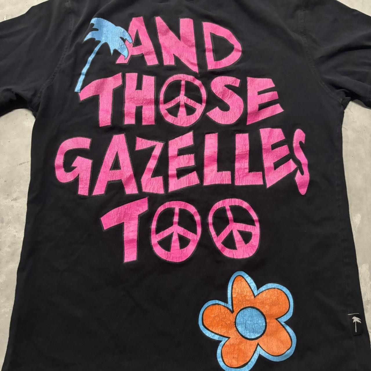Japanese Brand × Vintage Crazy Vintage Y2K/2000s Surf Beach Peace Scene Graphic Tee! Size US S / EU 44-46 / 1 - 4 Thumbnail