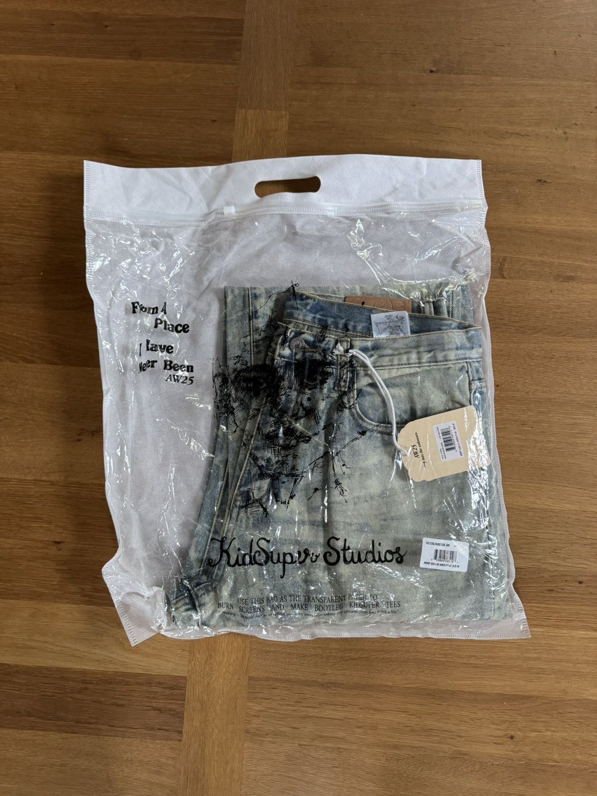 KidSuper KidSuper Face Floral Washed Denim Jeans Light Mud Wash Size US 32 / EU 48 - 2 Thumbnail