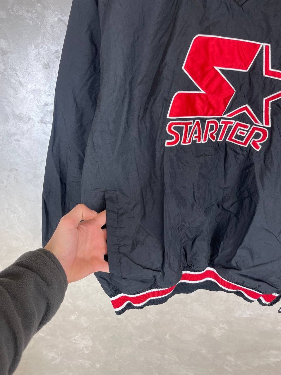 Starter Vintage Starter Nylon Pullover Jacket Black Red Logo Size XL Size US XL / EU 56 / 4 - 2 Thumbnail