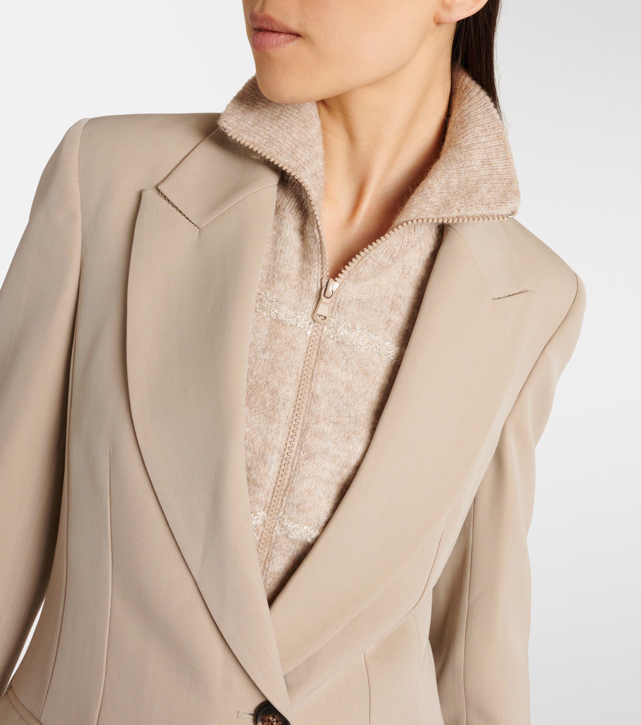 Brunello Cucinelli o1y0725 Blazer in Sand Size XS / US 0-2 / IT 36-38 - 2 Thumbnail