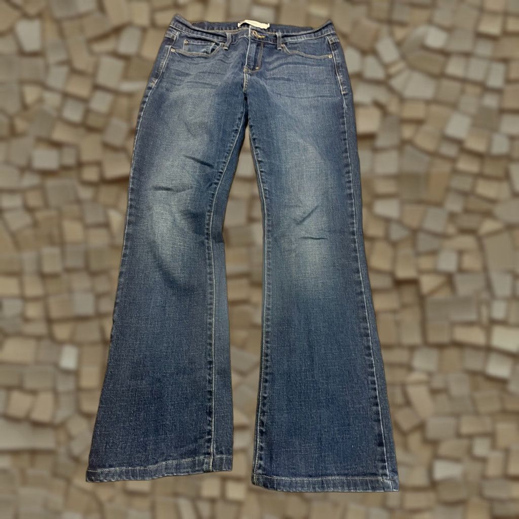 Levi's VINTAGE? No. Size 28" / US 6 / IT 42 - 1 Thumbnail
