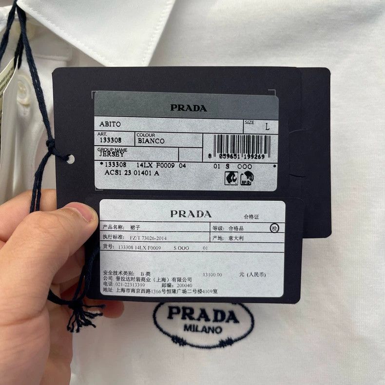Prada Prada 24ss popular white slogan polo dress 2502-Nextarrow Size L / US 10 / IT 46 - 7 Thumbnail