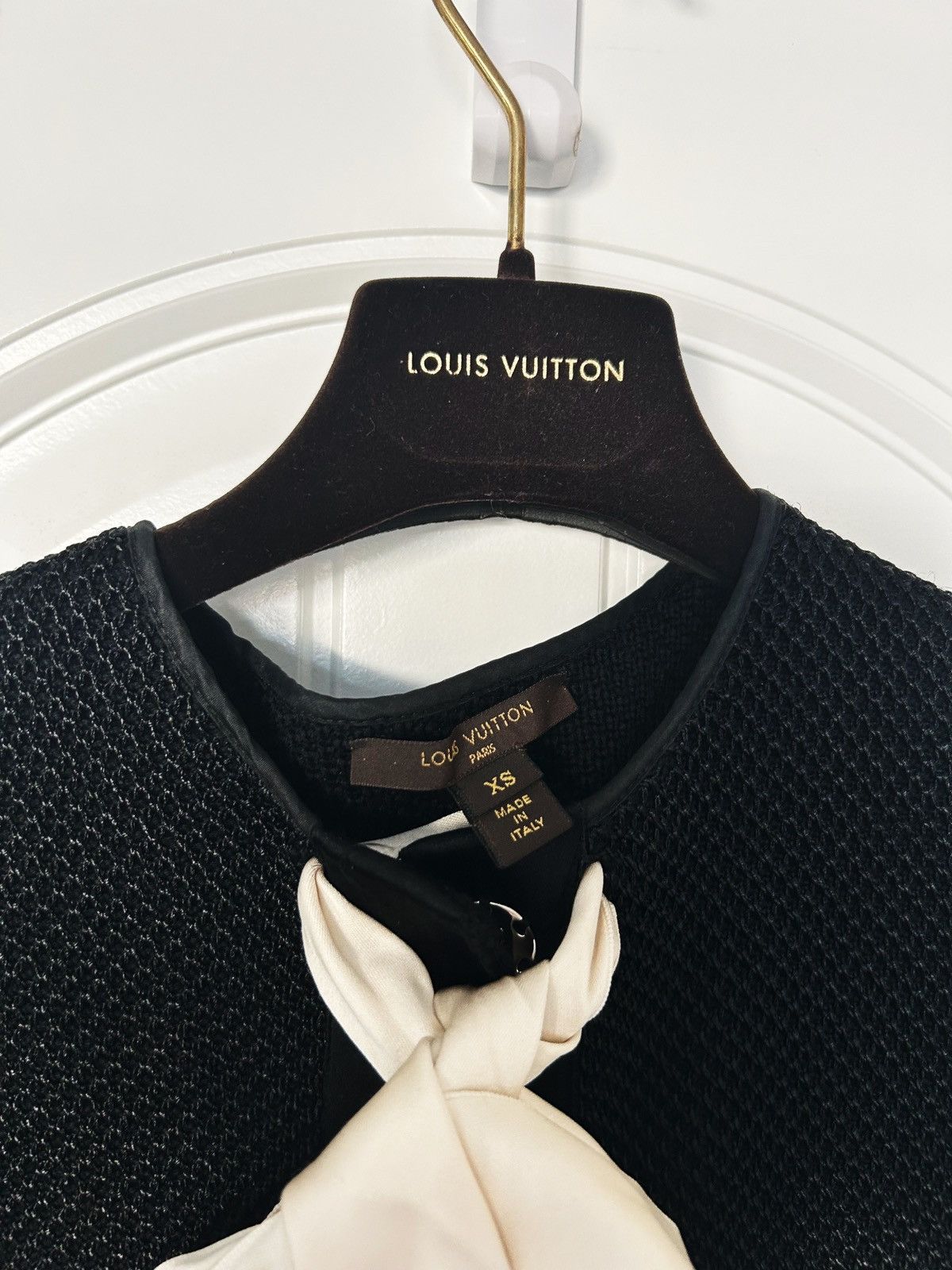 Louis Vuitton Vintage Louis Vuitton Knit Bow Jacket Size XS / US 0-2 / IT 36-38 - 3 Thumbnail