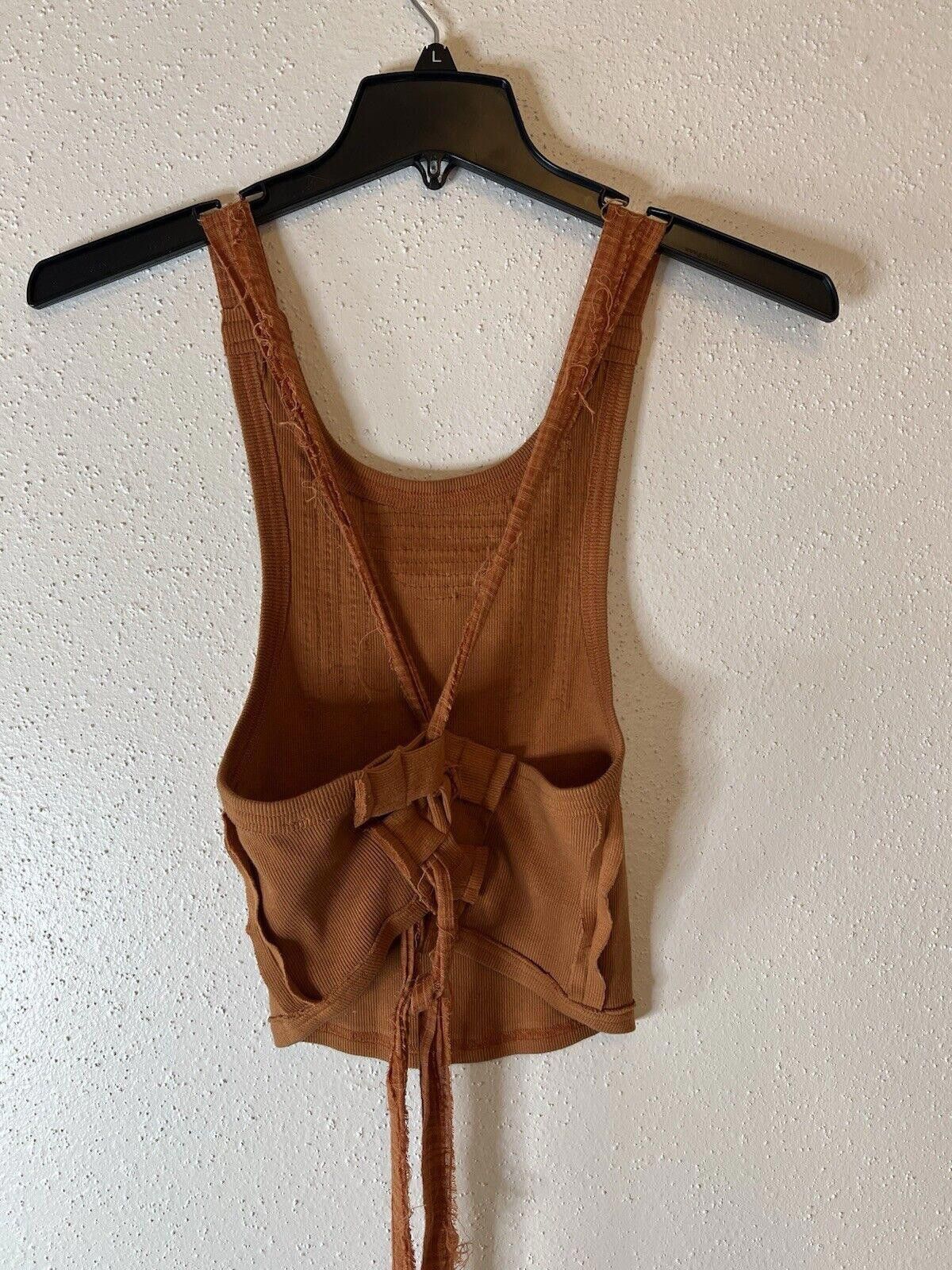 Free People Free People Cropped Distressed Top XS Size XS / US 0-2 / IT 36-38 - 2 Thumbnail