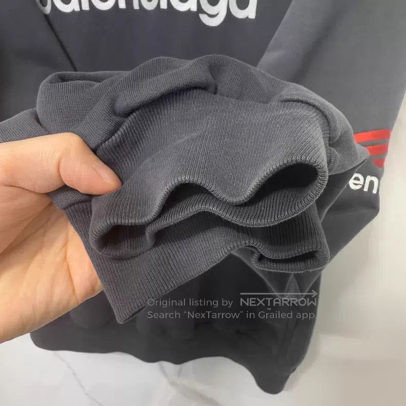 Balenciaga Balenciaga Black Classic Logo Sweatshirt Size US M / EU 48-50 / 2 - 5 Thumbnail