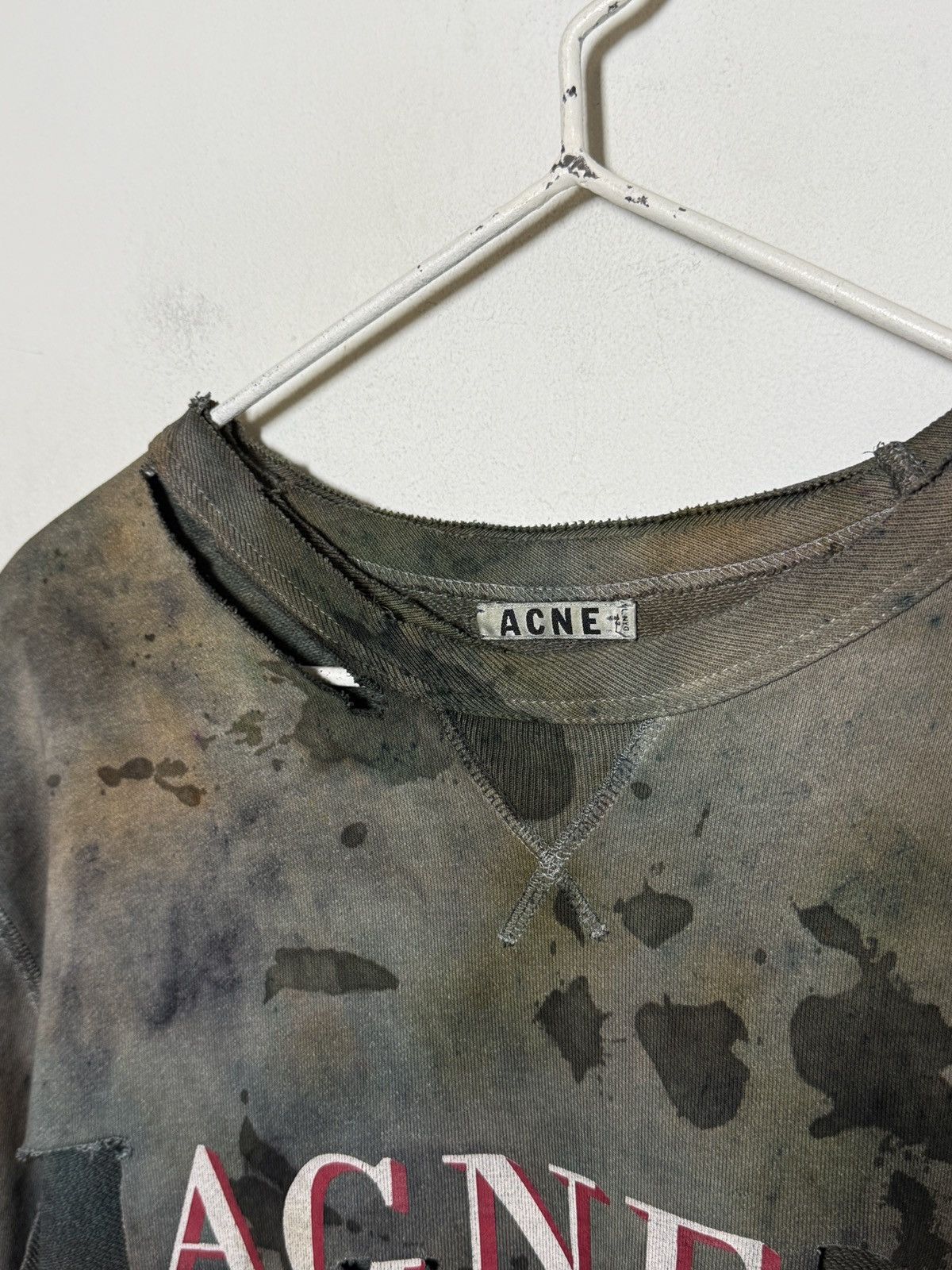 Acne Studios Heavily distressed Acne Studios crewneck erd Size US L / EU 52-54 / 3 - 4 Thumbnail