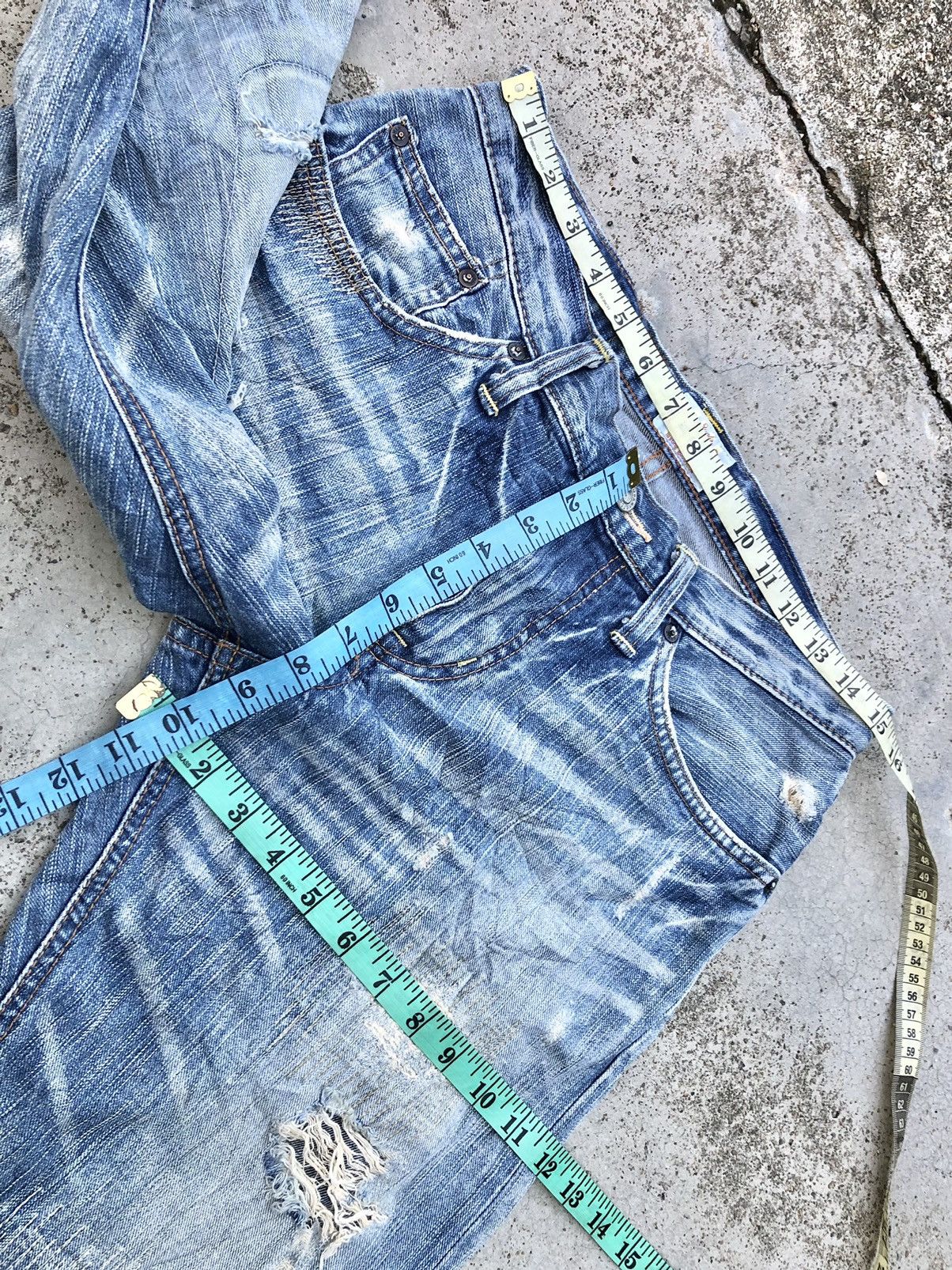 Edwin VINTAGE EDWIN BORO DISTRESSED DENIM Size US 31 - 10 Thumbnail