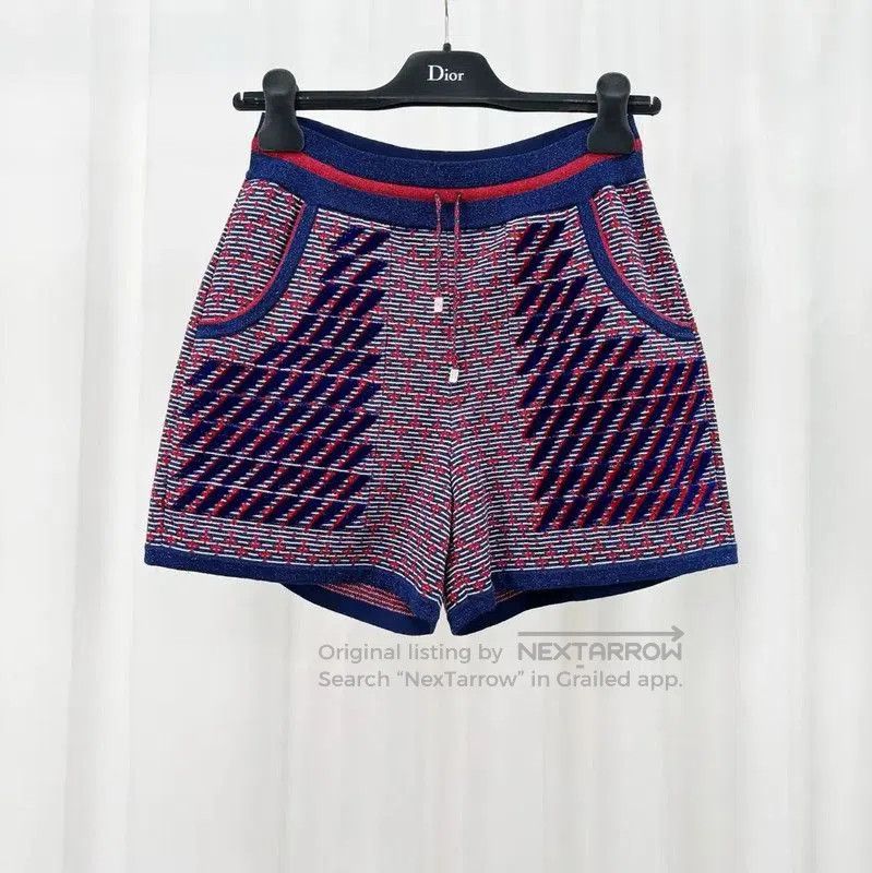 Chanel Chanel Summer Multicolor Embroidered Knit Shorts . Size 23" - 1 Thumbnail