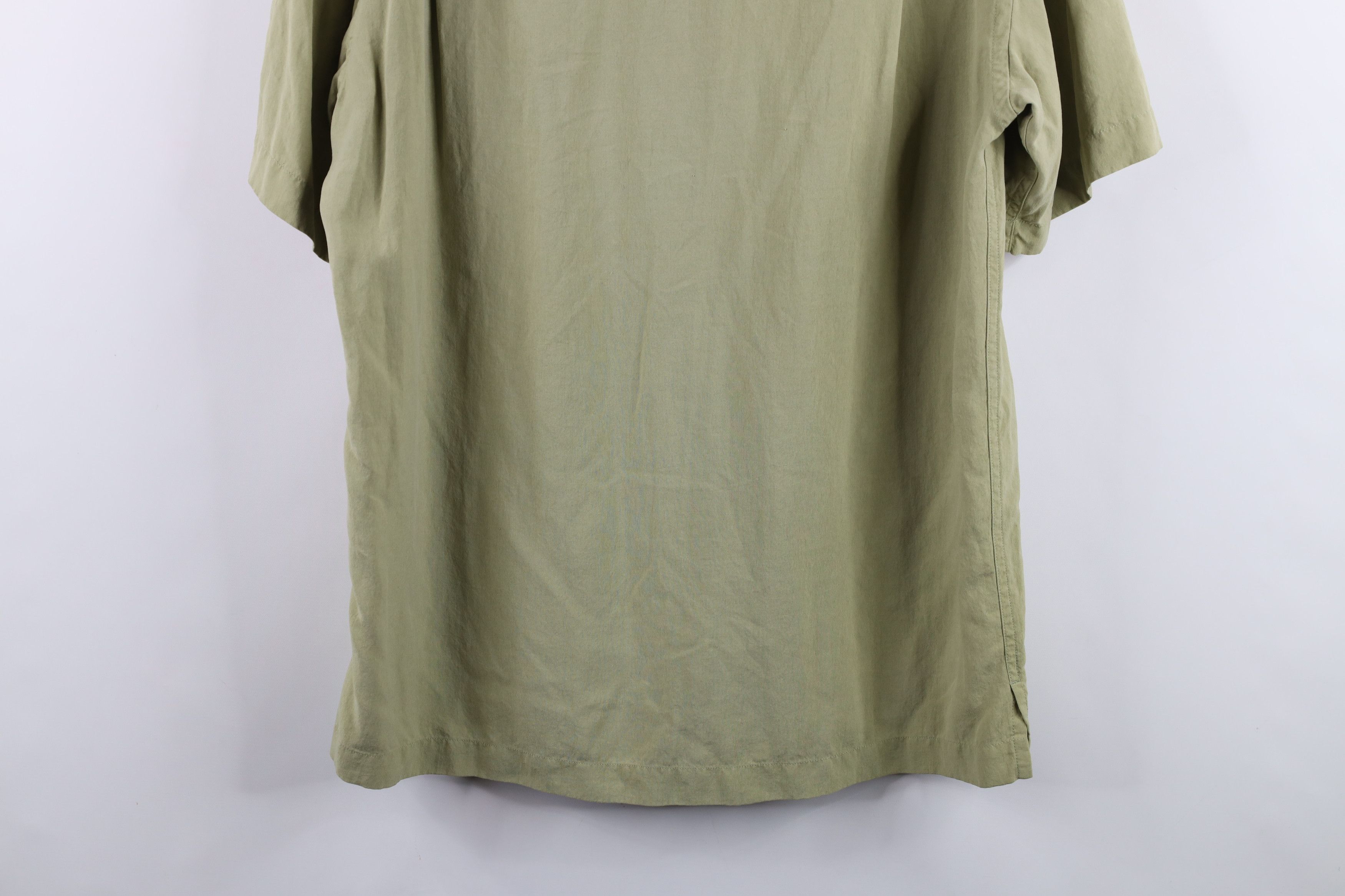 Vintage Vintage 90s Streetwear Blank Silk Short Sleeve Button Shirt Size US M / EU 48-50 / 2 - 10 Thumbnail