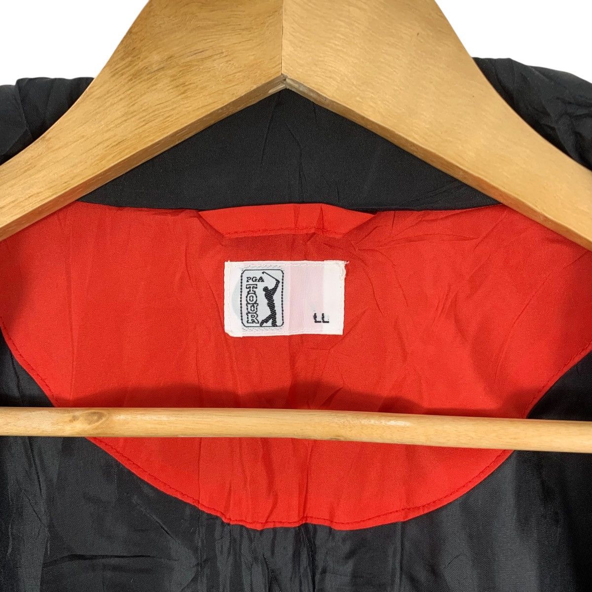 PGA Tour Vintage PGA TOUR GOLF Tiger Woods Puffer Jacket Bomber Size US L / EU 52-54 / 3 - 10 Thumbnail