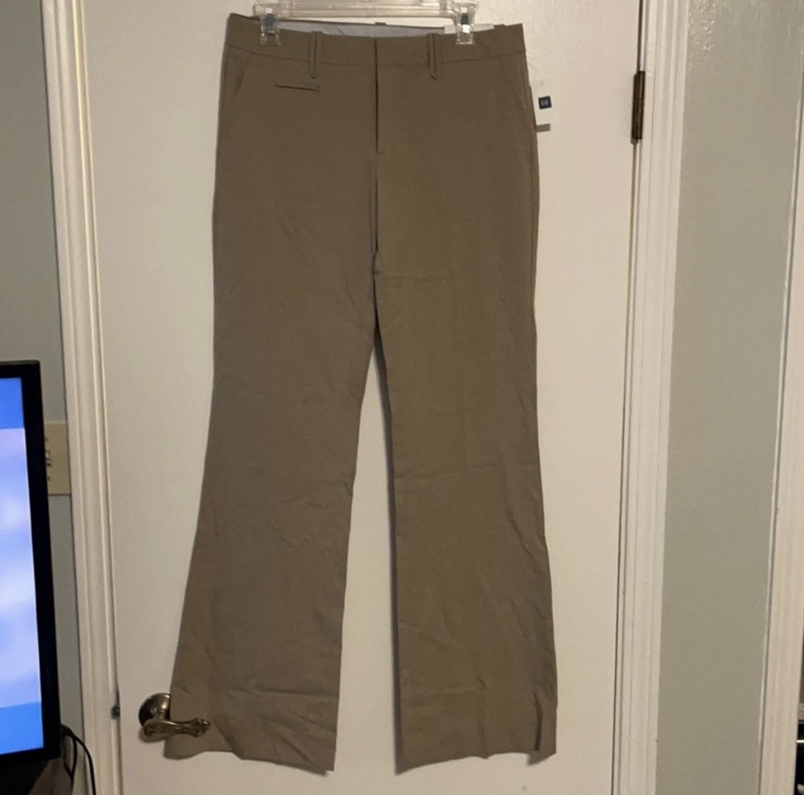 Gap GAP Tan Hip Slung Fit Pants Size 27" / US 4 / IT 40 - 1 Thumbnail