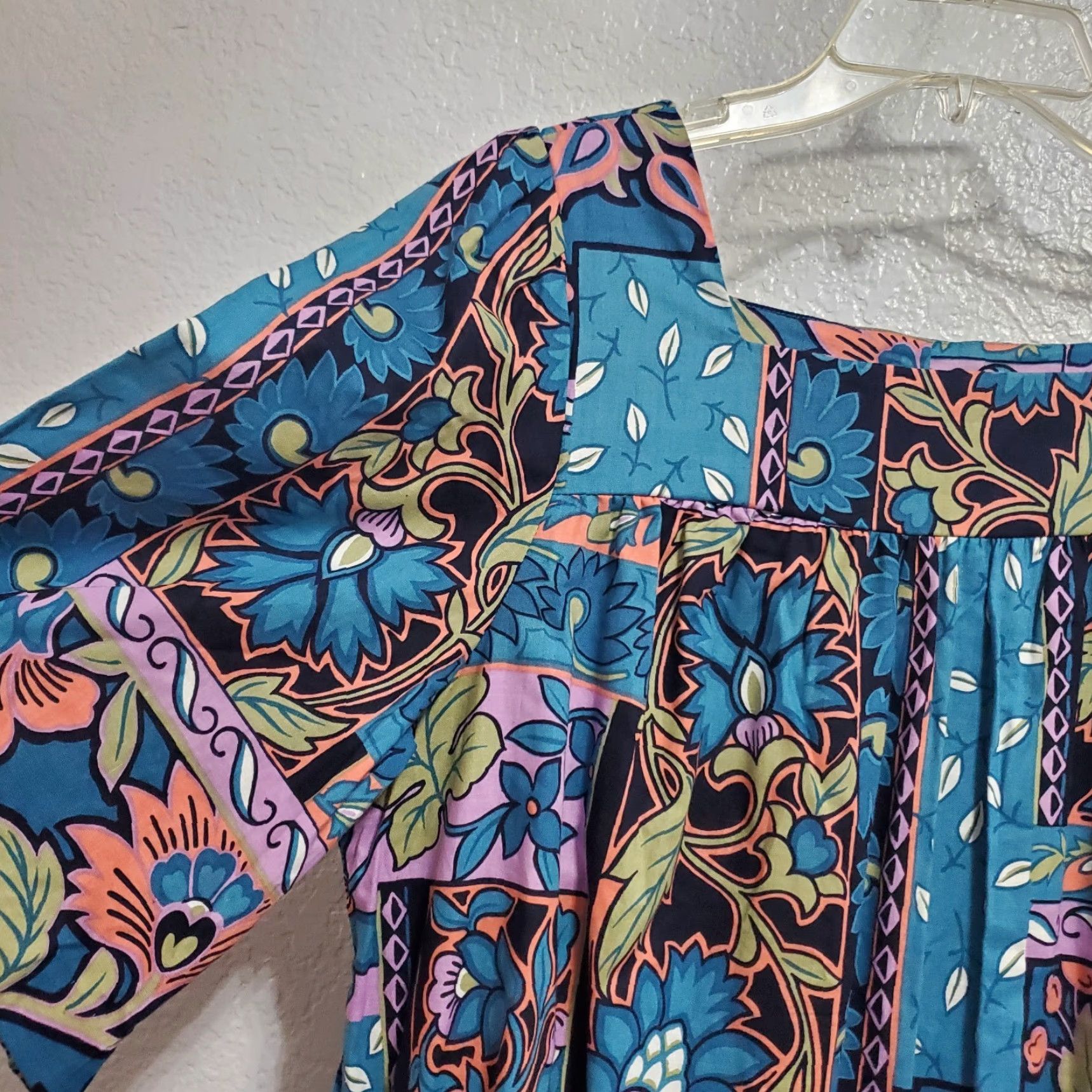 Hilo Hattie VINTAGE Hilo Hattie Maxi Dress Women M Blue Floral Short Sleeve Muumuu Cotton Kaftan Sundress Size 32" / US 10 / IT 46 - 6 Thumbnail