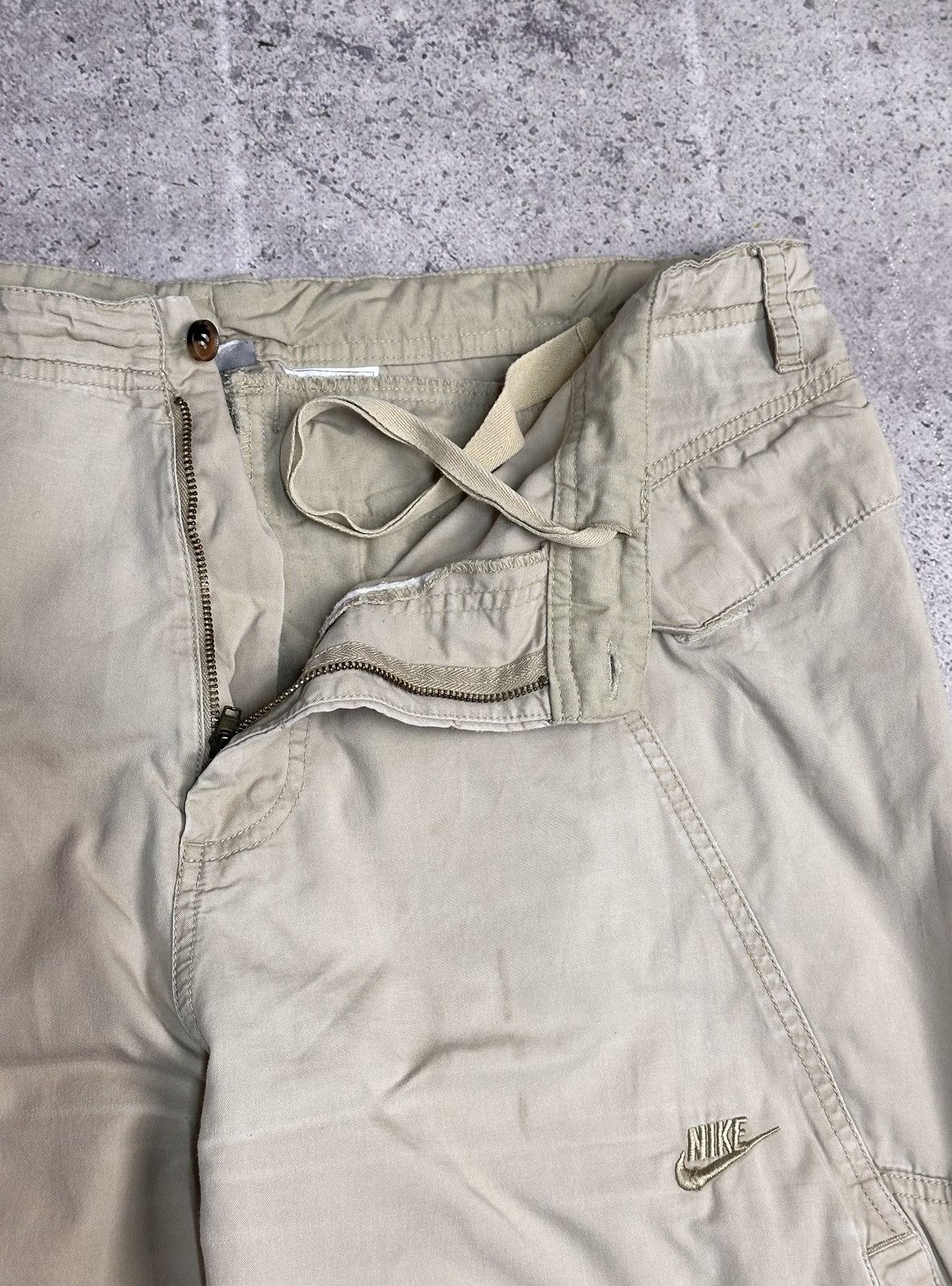 Nike Vintage Nike Cargo Baggy Japan Avantgarde Faded Bontage Y2K Size US 36 / EU 52 - 7 Thumbnail