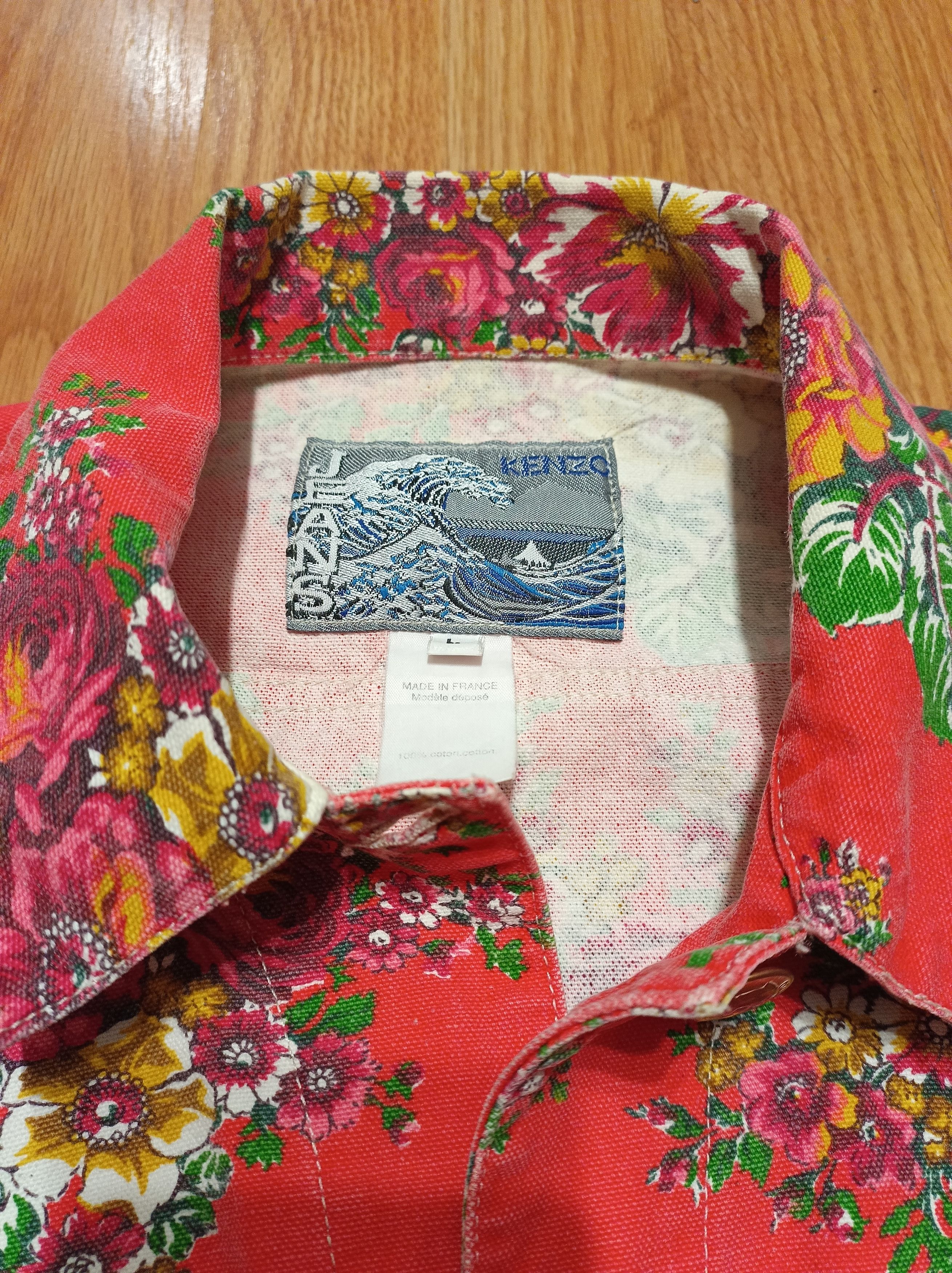 Kenzo × Vintage KENZO Jeans Vintage 90s Red Flower Print Denim Jacket Size L / US 10 / IT 46 - 10 Thumbnail