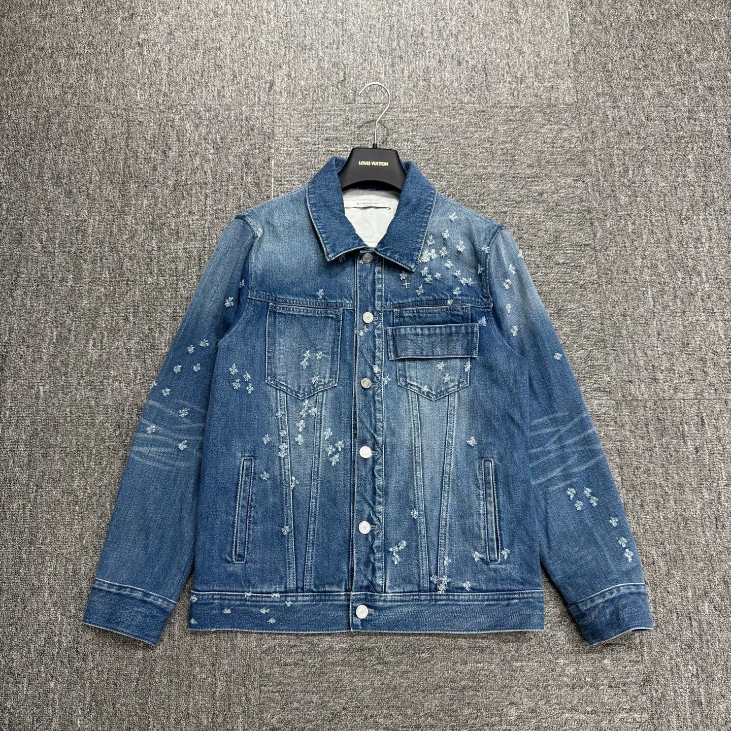 Givenchy Blue Denim Jacket with Distressed Embellishments Size US M / EU 48-50 / 2 - 1 Thumbnail