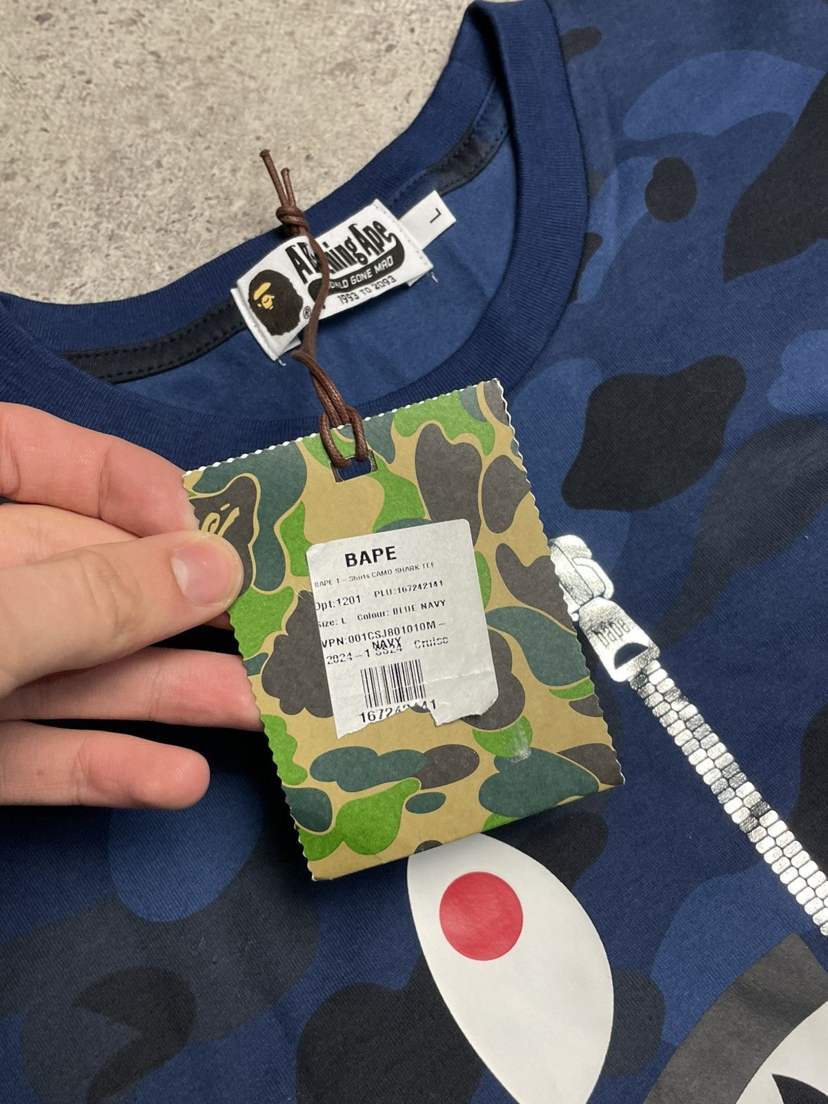 Bape BAPE Shark T-shirt navy Size US L / EU 52-54 / 3 - 7 Thumbnail