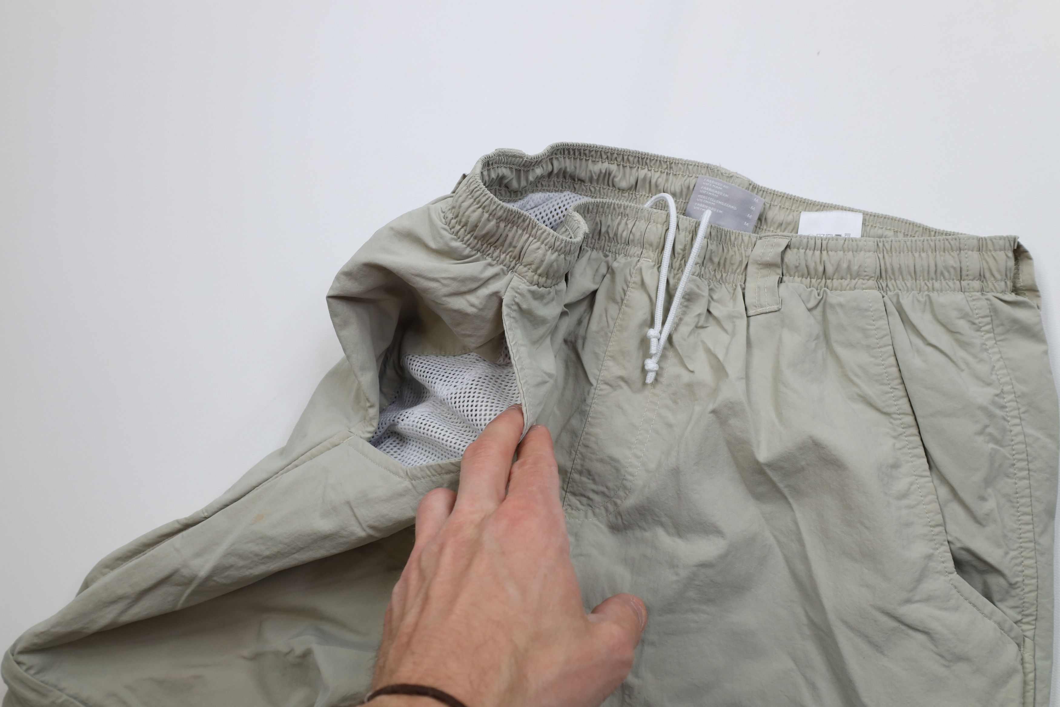 Columbia Vintage Y2K Columbia PFG Off Convertible Pants Shorts Beige Size US 34 / EU 50 - 8 Thumbnail