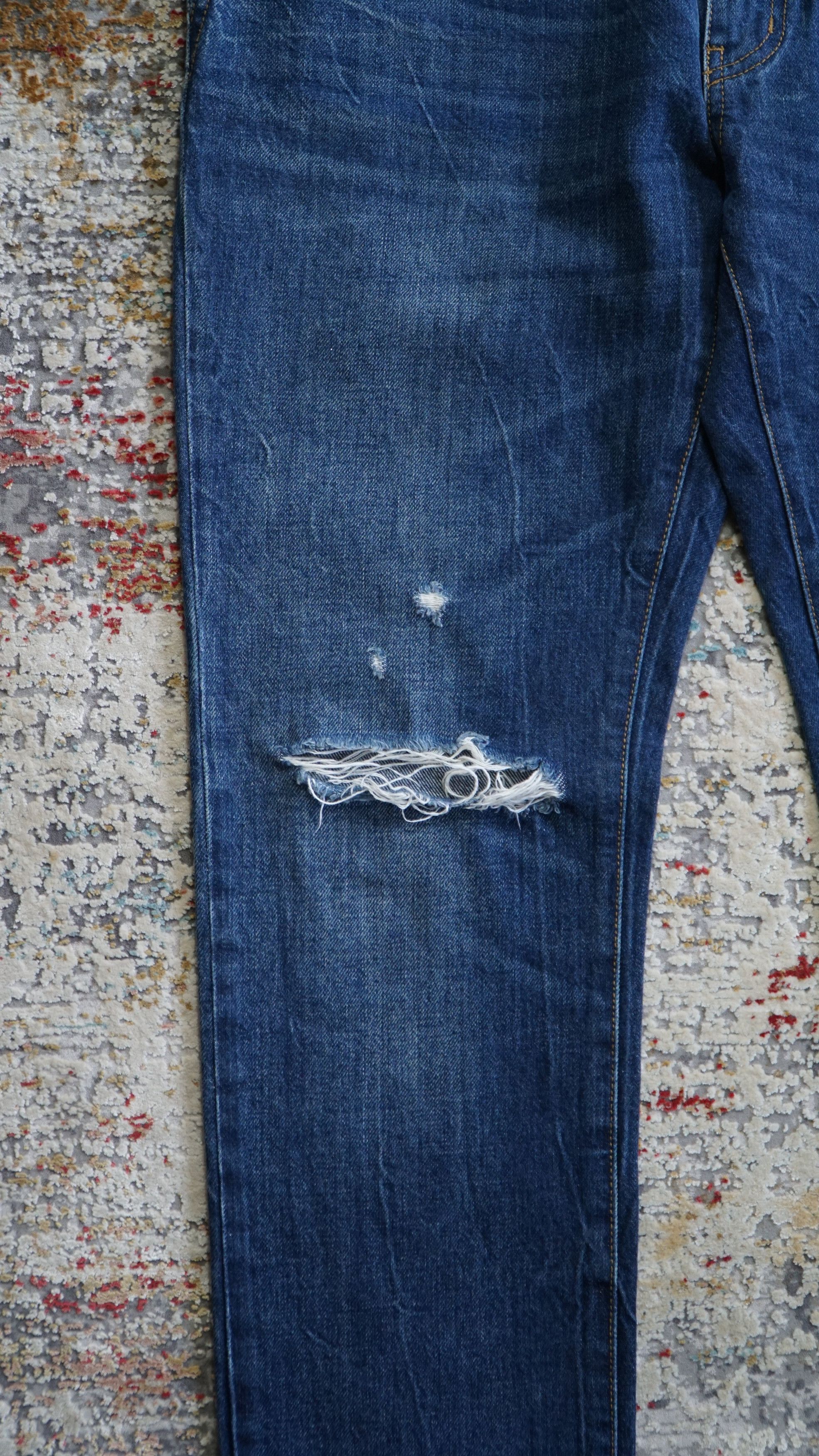 Saint Laurent Paris Saint Laurent D02 AW18 Distressed denim Size US 34 / EU 50 - 3 Thumbnail