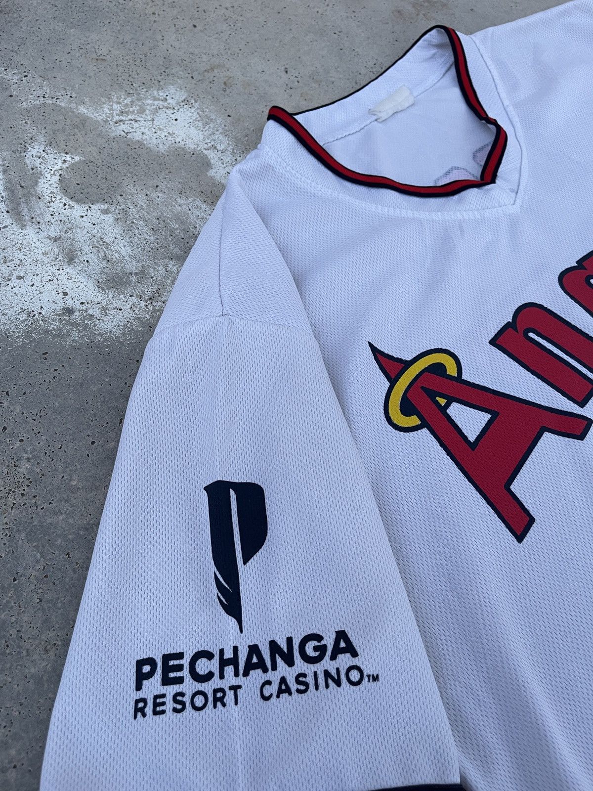 MLB Mike Trout Angels Jersey Size US L / EU 52-54 / 3 - 5 Thumbnail