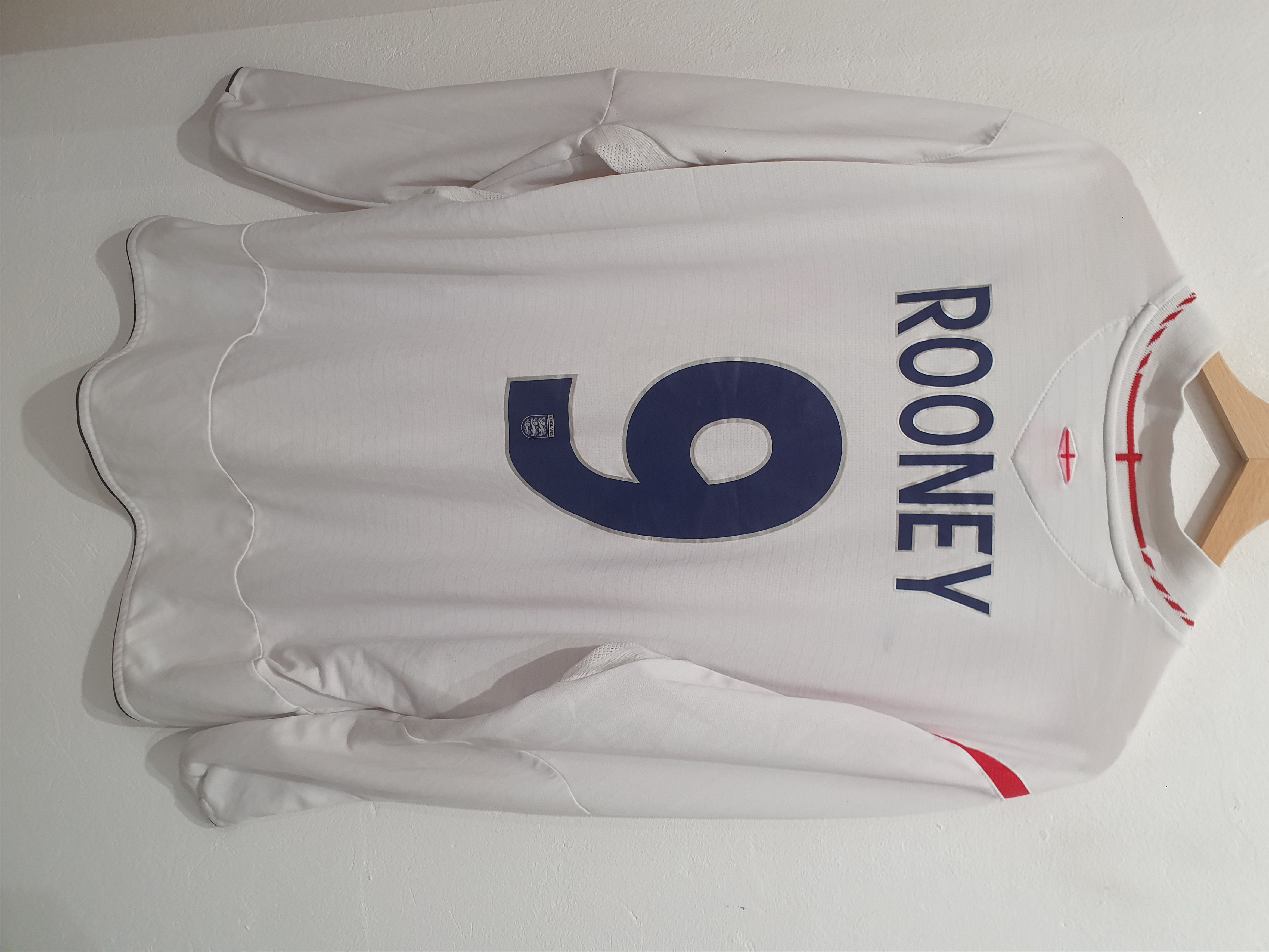 image of Jersey x Soccer Jersey Rooney England Umbro Size XL 2Xl Longsleeve in White, Men's