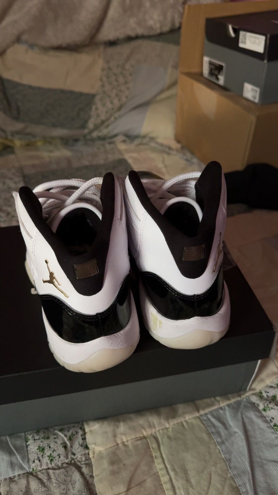 Jordan Brand Jordan 11 Retro Gratitude Size US 7 / EU 40 - 5 Thumbnail