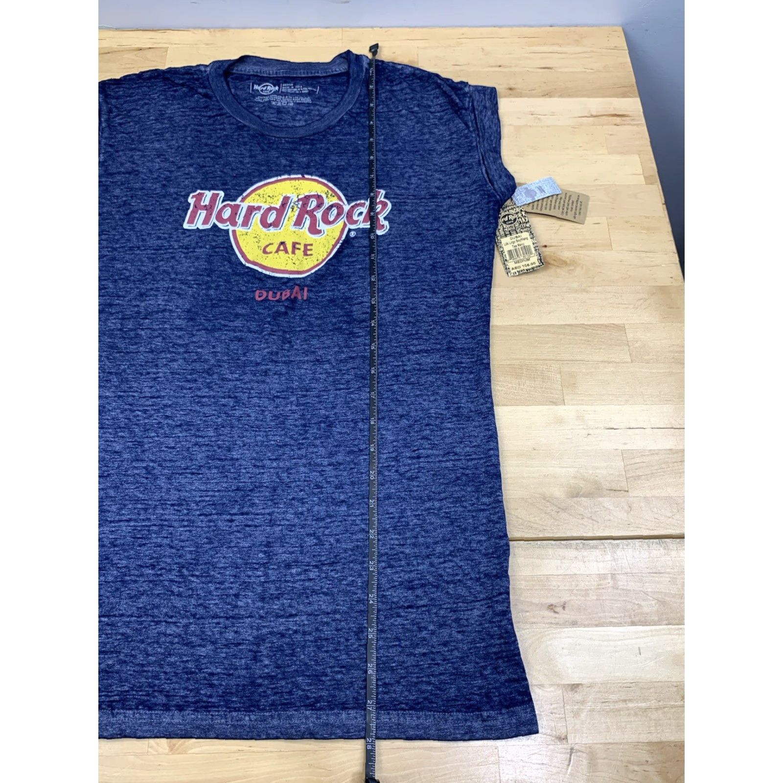 Hard Rock Cafe VINTAGE Hard Rock Cafe Dubai Boyfriend Tee Womens M Blue Short Sleeve Crew Neck T-Shirt Casual Shirt(NWT) Size 32" / US 10 / IT 46 - 6 Thumbnail
