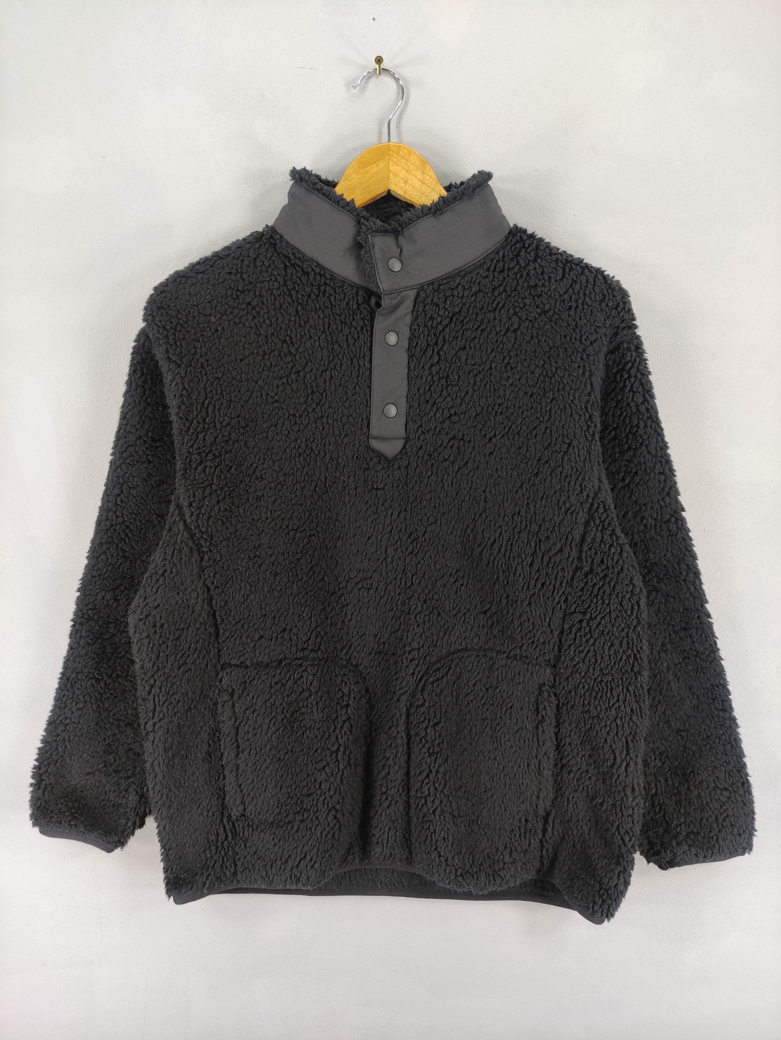 Uniqlo × White Mountaineering White Mountaineering Uniqlo Sherpa Sweater Jacket Half Snap Size US S / EU 44-46 / 1 - 1 Thumbnail