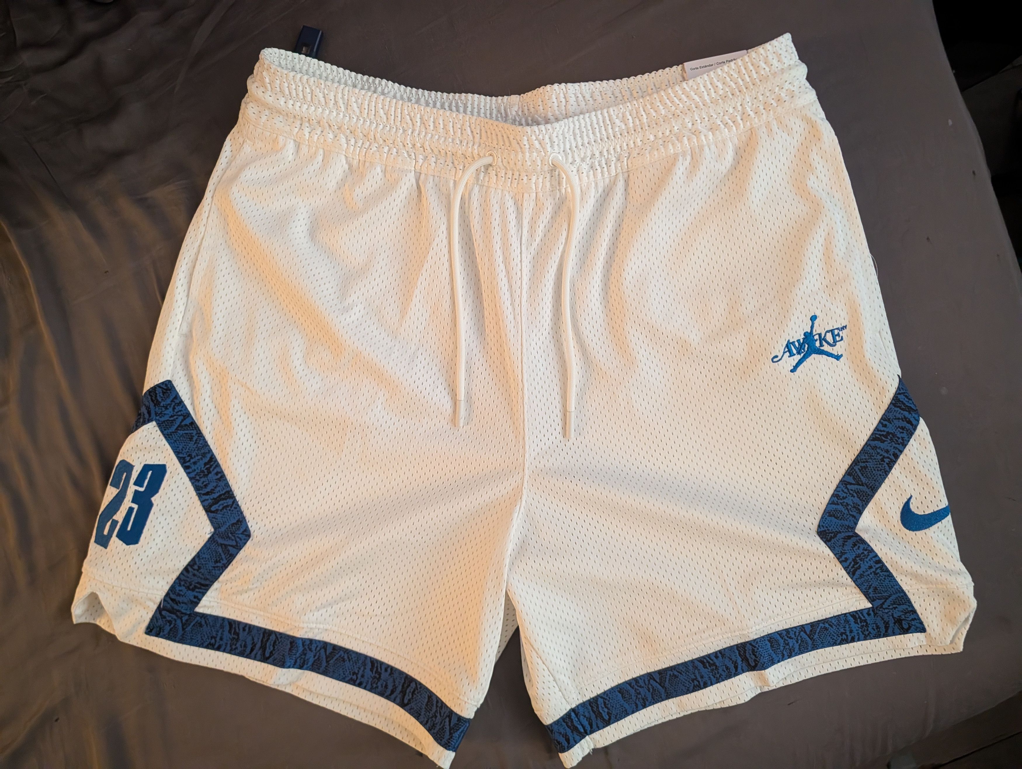 Awake NY × Jordan Brand Jordan Awake Nike Basketball Shorts White Large Size US 34 / EU 50 - 1 Thumbnail