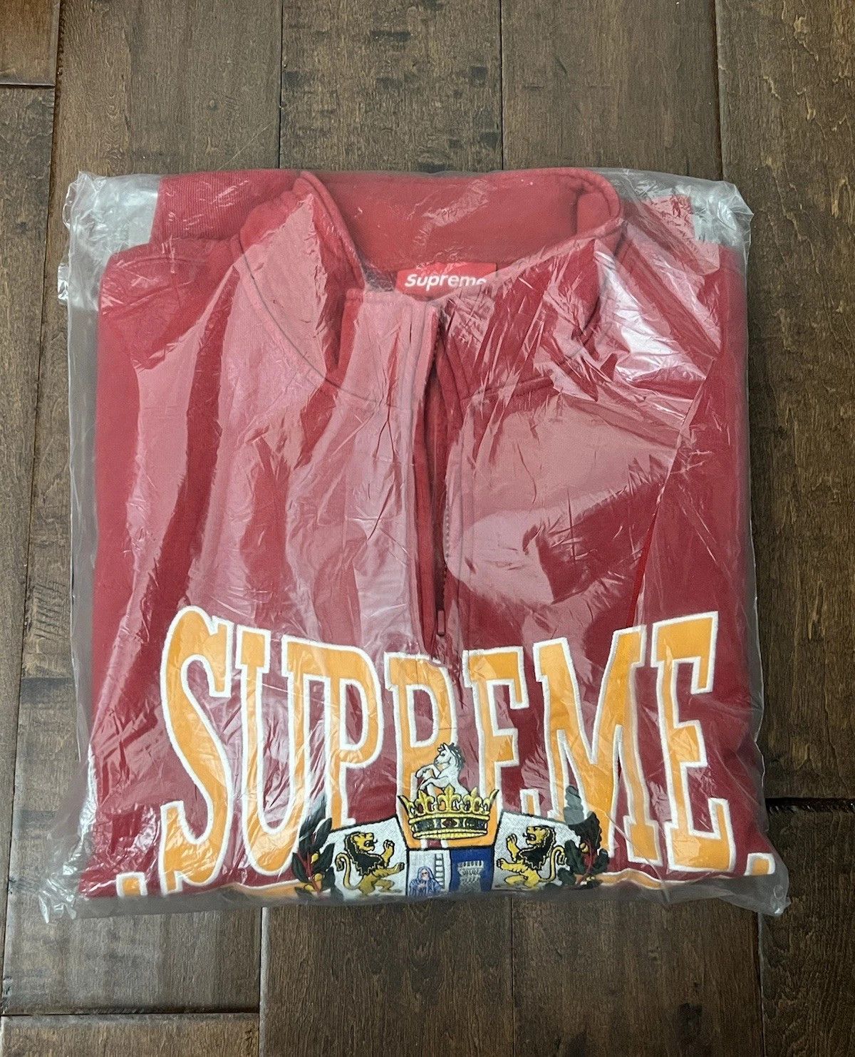 Supreme Supreme FW25 Crest Applique Half Zip Pullover Red XL New 