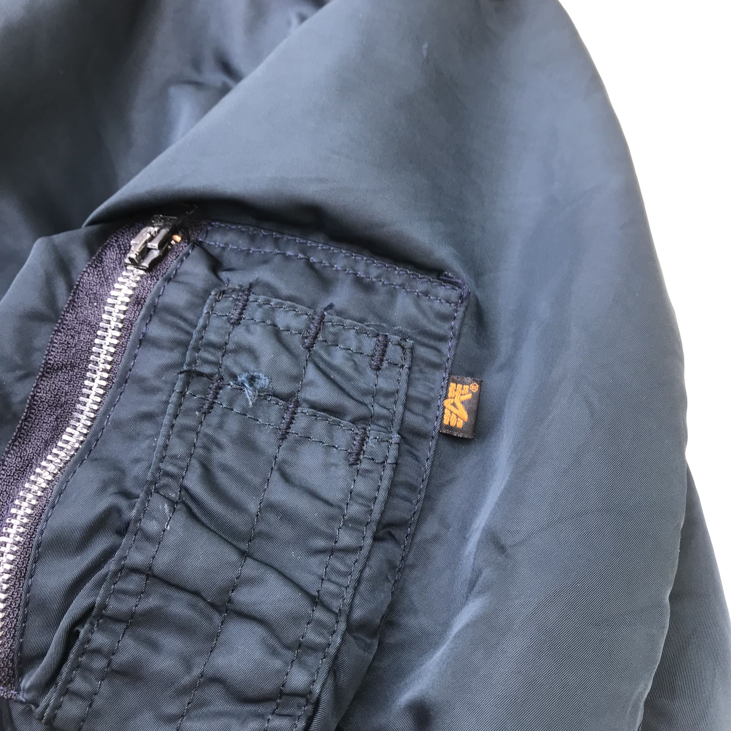 Alpha Industries Vintage Alpha Industries MA-1 Bomber Flight attendant Nato Size US XL / EU 56 / 4 - 2 Thumbnail
