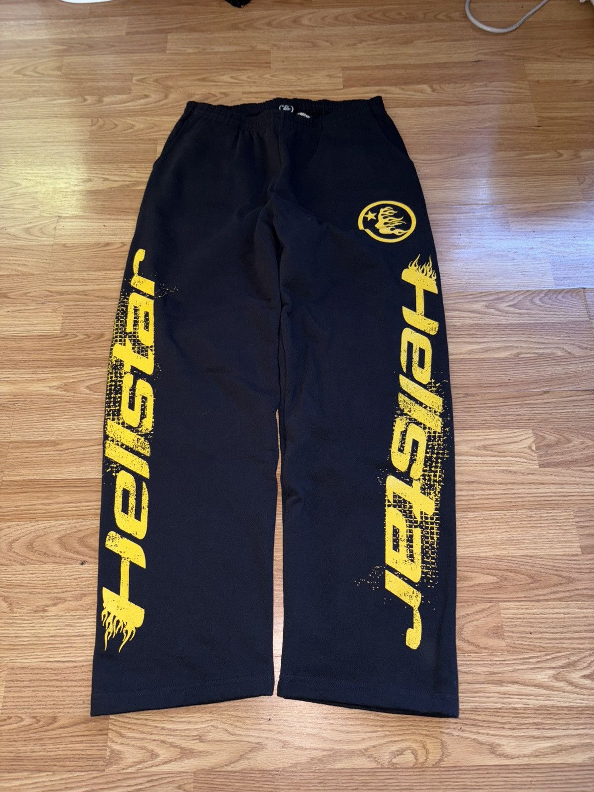 HELLSTAR Hellstar Rare Exclusive Overseas Sweatpants Size US 34 / EU 50 - 1 Thumbnail