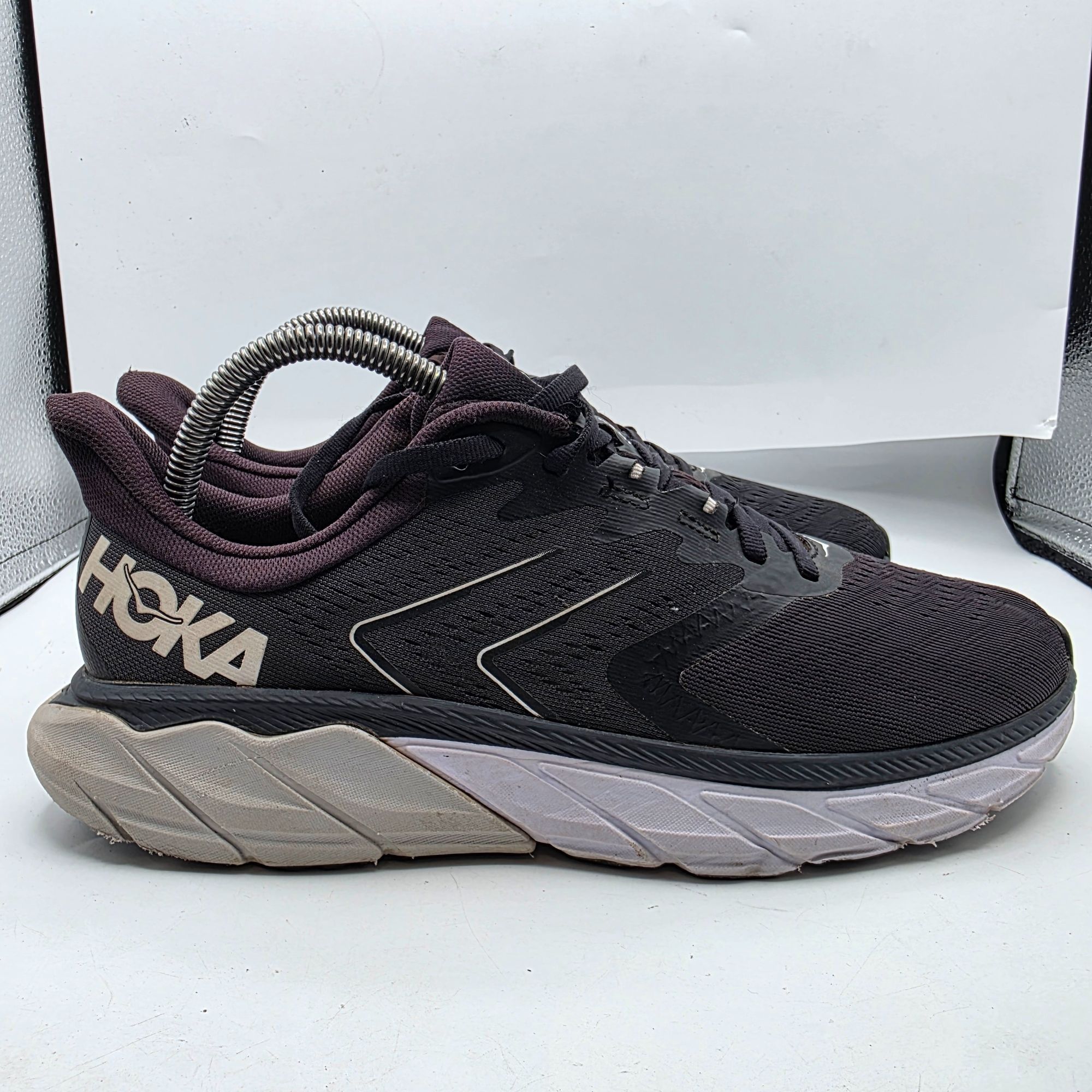 Hoka Hoka One One Arahi 5 Womens Running Shoes Size 9.5B Black Li Size US 9.5 / IT 39.5 - 12 Thumbnail