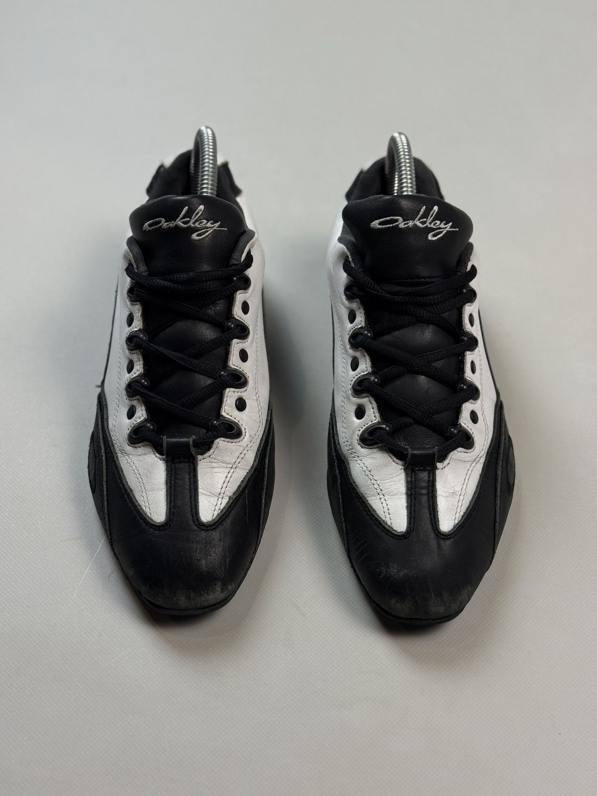Oakley Archive 00s Oakley Leather Low Top Racing Sneakers Shoes Size US 8.5 / IT 38.5 - 8 Thumbnail