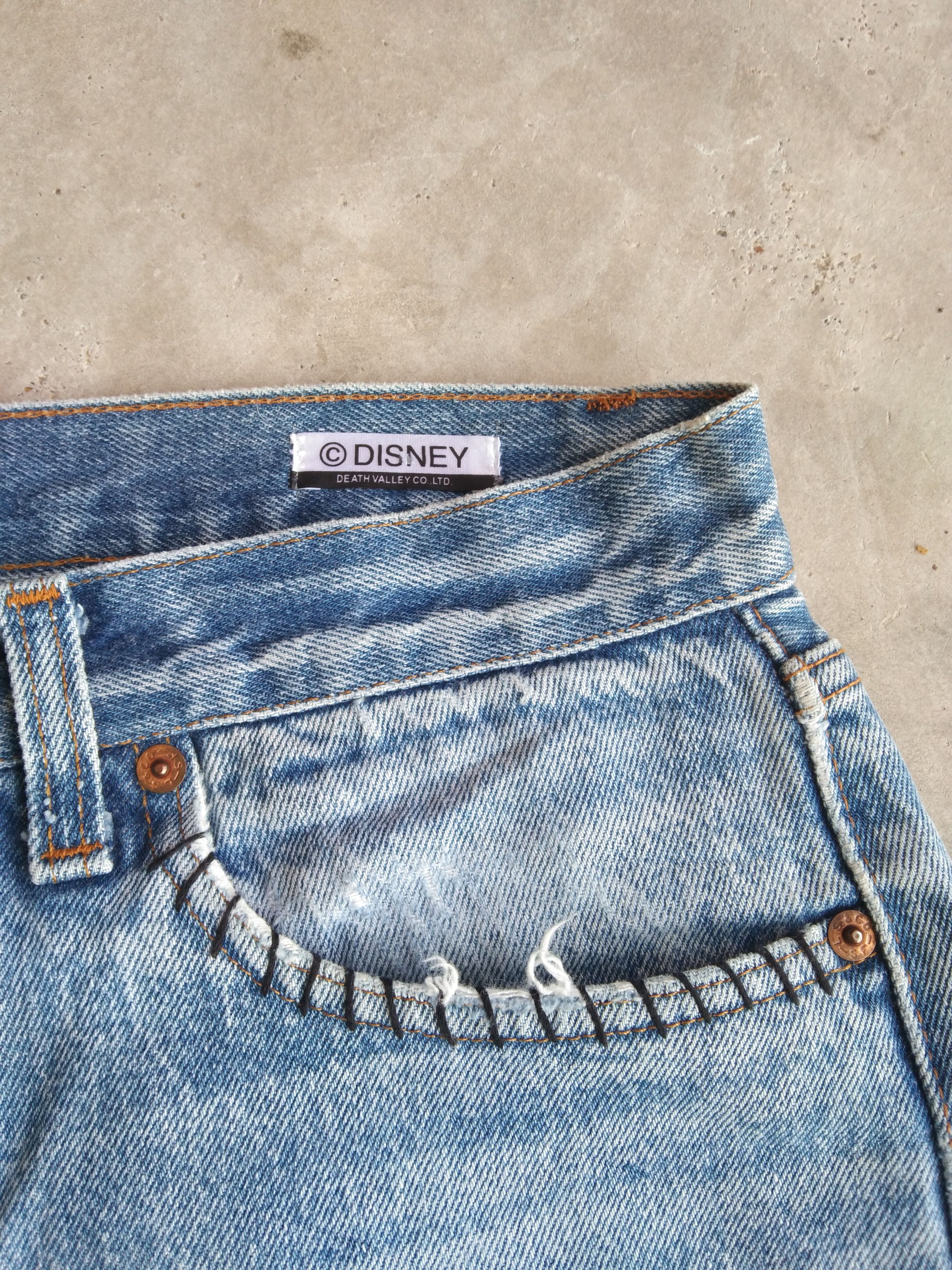 Levi's 80s Vintage Levi's 501 x Disney Made In USA Jeans 32x34 Size US 32 / EU 48 - 14 Thumbnail