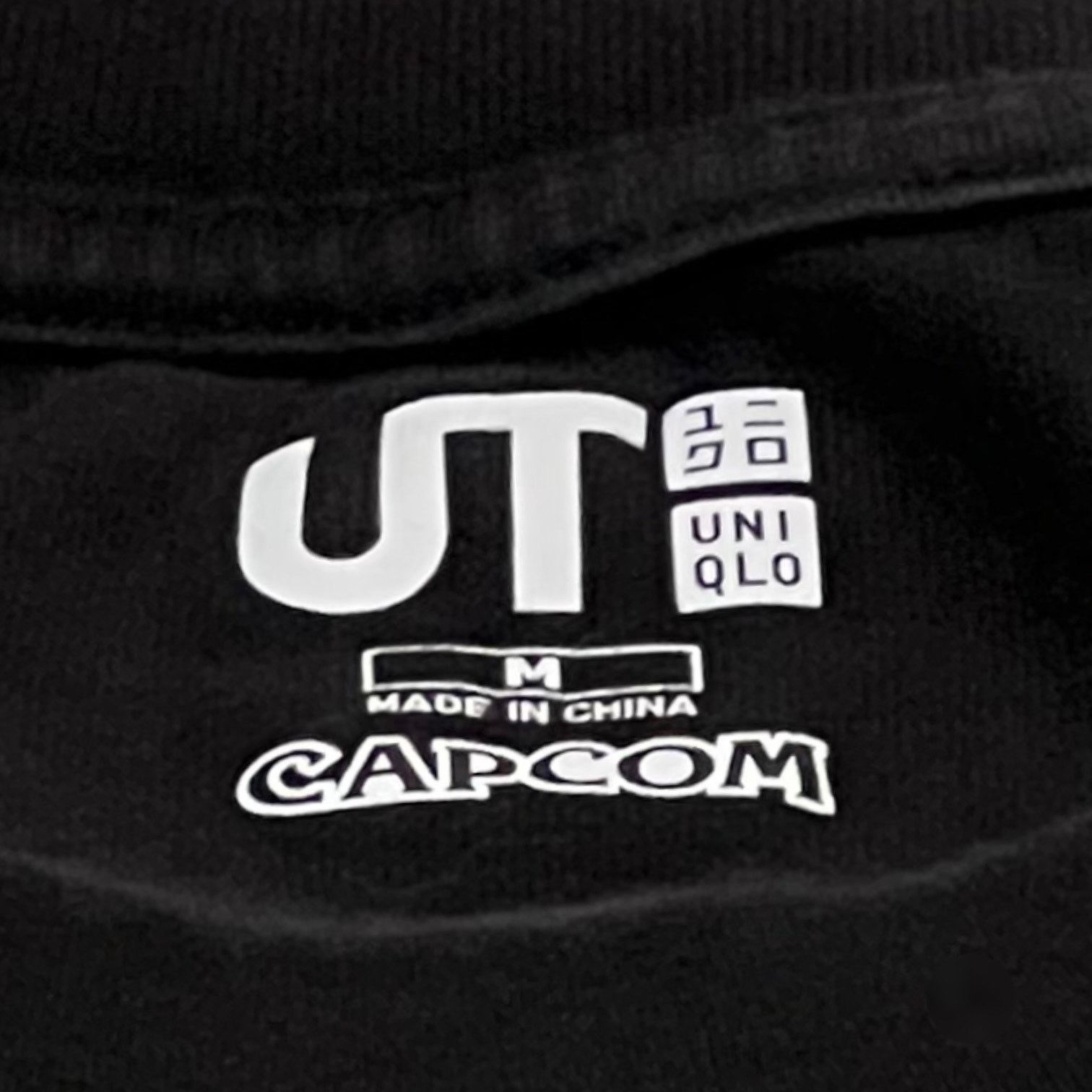 Uniqlo Uniqlo x Capcom UT Street Fighter Akuma Tee Medium Black Size US M / EU 48-50 / 2 - 3 Thumbnail