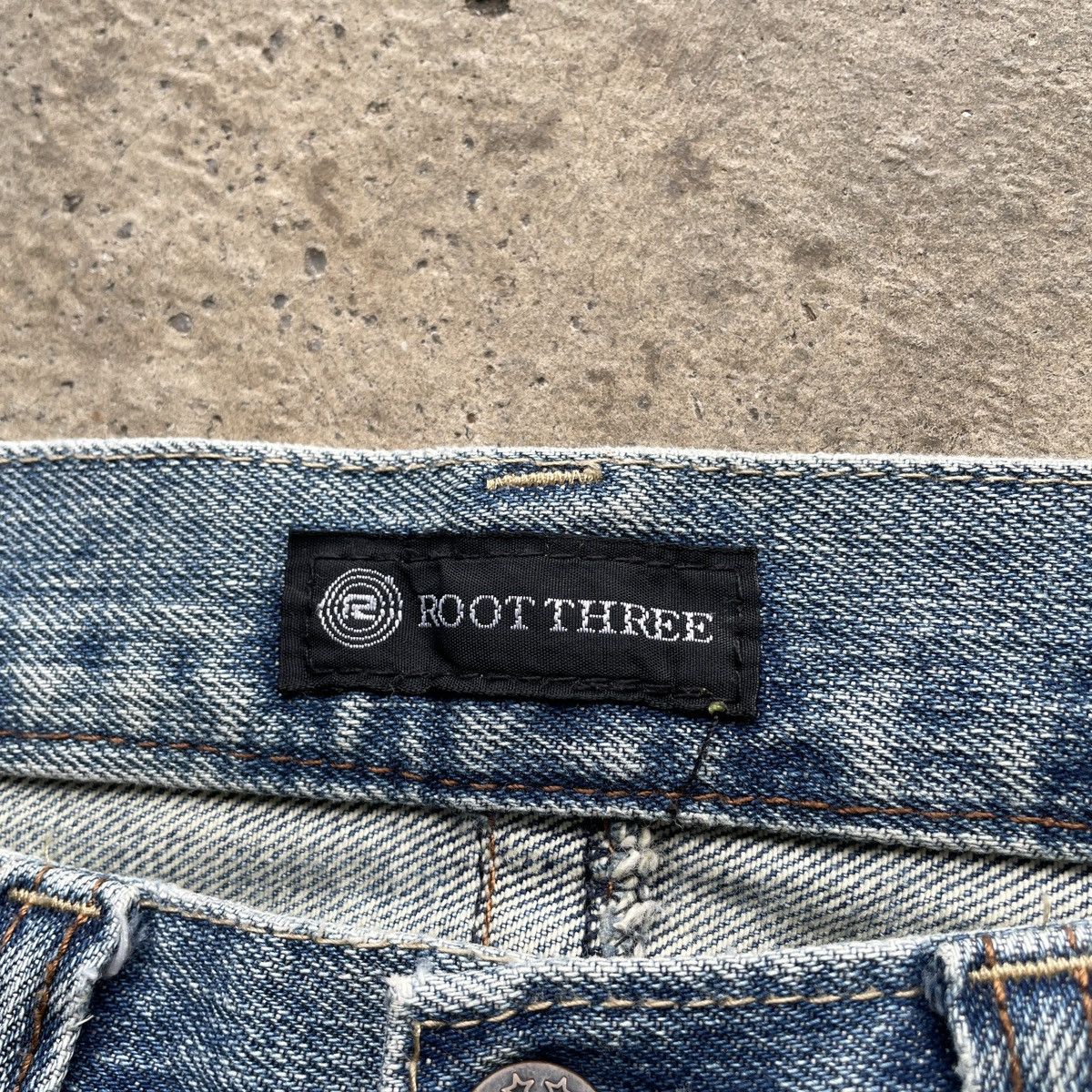 Japanese Brand Vintage Japanese Faded Denim Jeans Pants Distressed W30x33.5 Size US 30 / EU 46 - 6 Thumbnail
