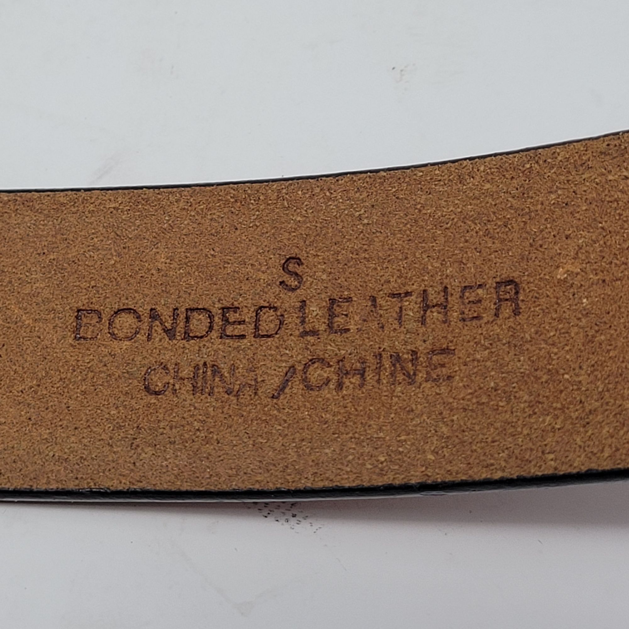 Vintage Vintage Style Tooled Bonded Leather Red Belt S Floral Design Size ONE SIZE - 3 Thumbnail