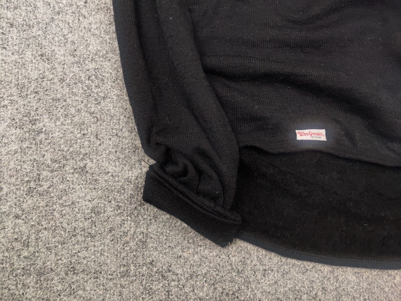 Icebreaker Woolpower 200g wool Sweden thermal Pullover Long sleeve Size US M / EU 48-50 / 2 - 7 Thumbnail