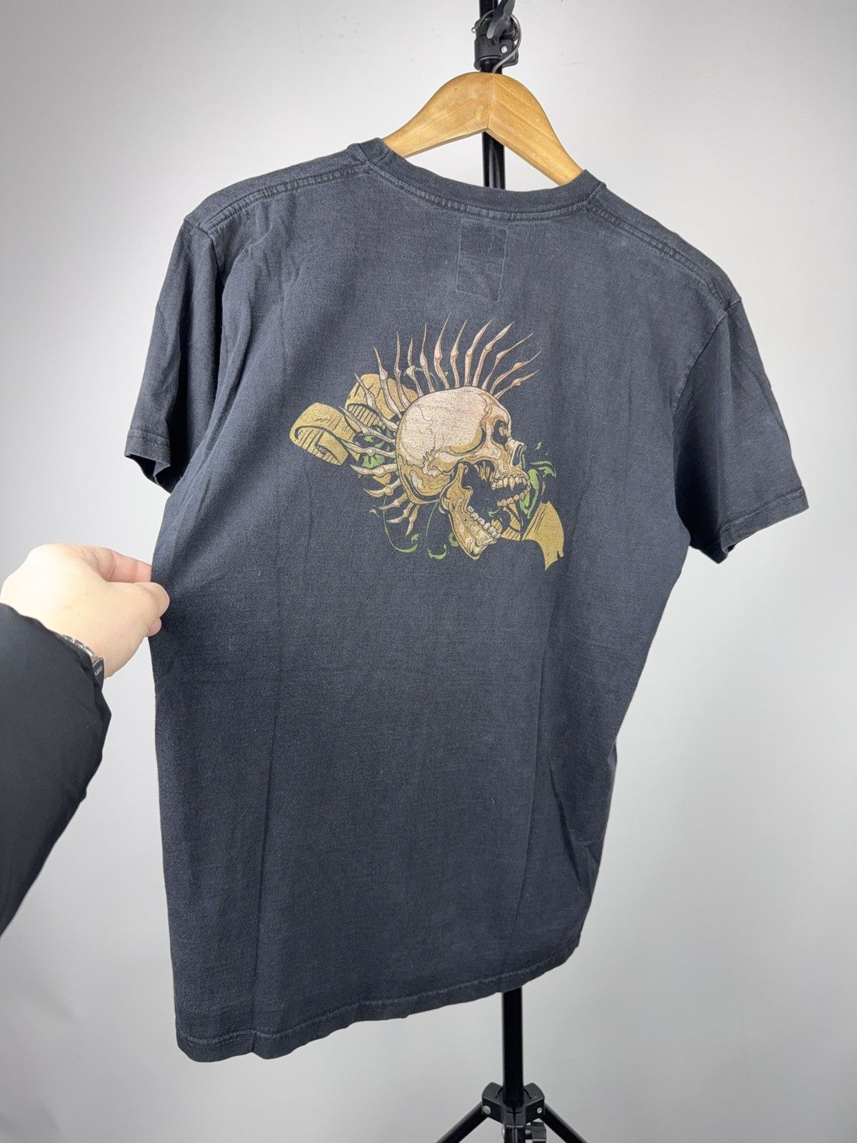 Vintage 00s Y2K Dominator Triple Skull Biker Moto Graphic T-Shirt Size US M / EU 48-50 / 2 - 14 Thumbnail