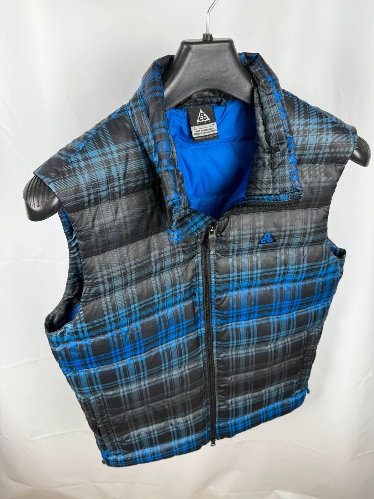 Nike ACG Nike ACG Plaid Down Vest Men Gilet size S Size US S / EU 44-46 / 1 - 6 Thumbnail