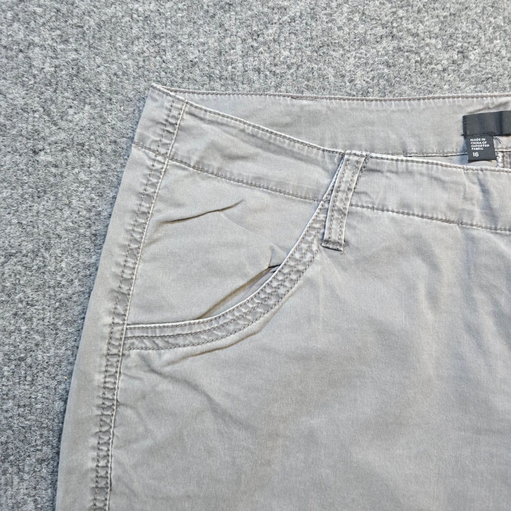 Eileen Fisher Eileen Fisher Pants Women 16 Gray Cargo Pockets Zippers Skinny Casual Basic Modern Twill Lyocell Pull On Flat Front Size 38" / US 16 / IT 52 - 3 Thumbnail