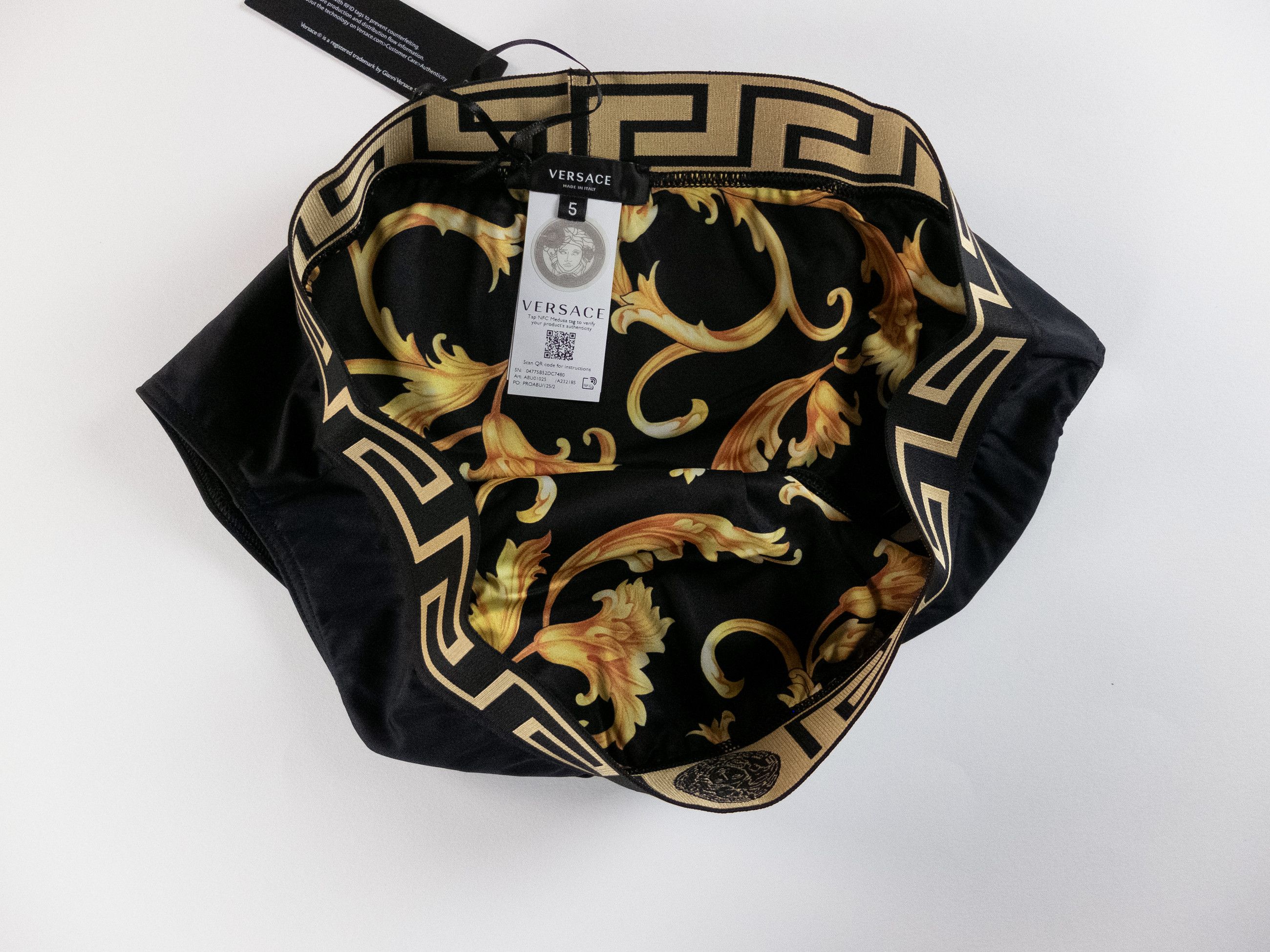 Versace VERSACE black swim briefs w barocco print inside 5 Large Size US 34 / EU 50 - 6 Thumbnail