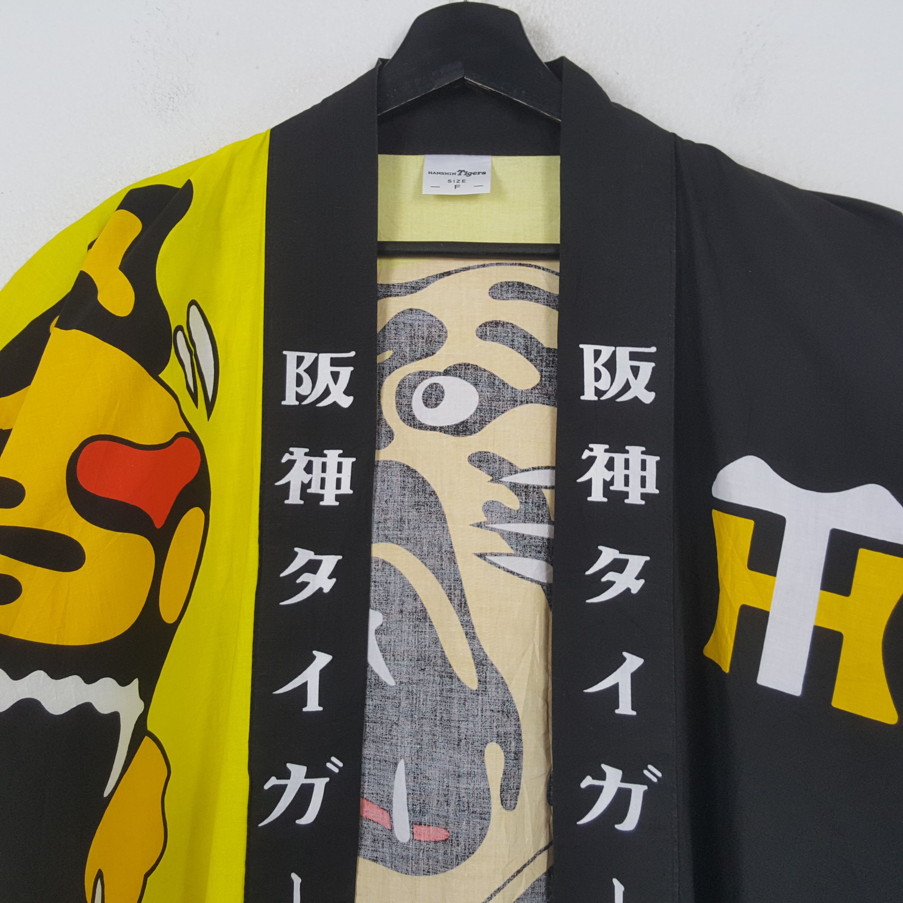 Vintage Hanshin Tigers Baseball Team Kimono Jacket RR23 Size US L / EU 52-54 / 3 - 4 Thumbnail