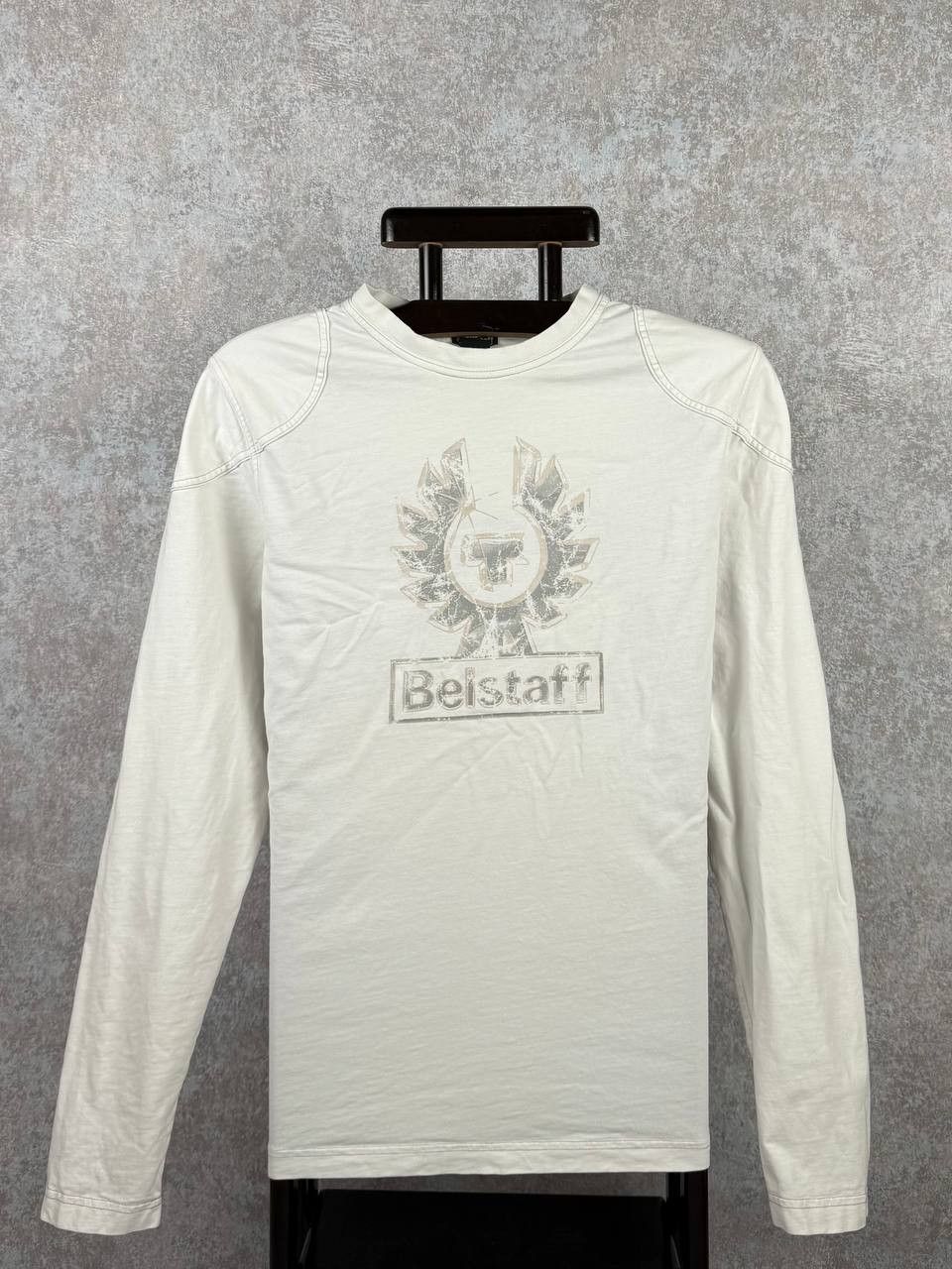 Belstaff 90s Vintage Belstaff Logo White Longsleeve T-Shirt Size XL Size US XL / EU 56 / 4 - 1 Thumbnail