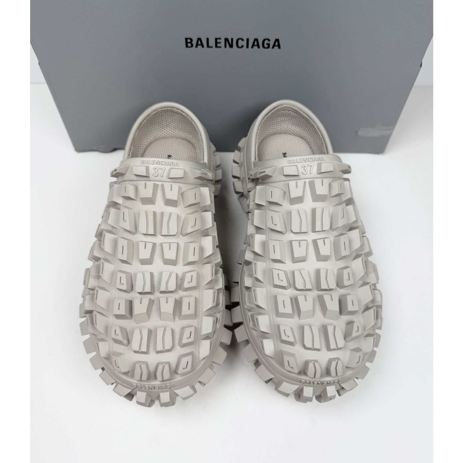 Balenciaga Size 37EU/7W- Balenciaga Defender Clogs NEW Size US 7 / IT 37 - 3 Thumbnail