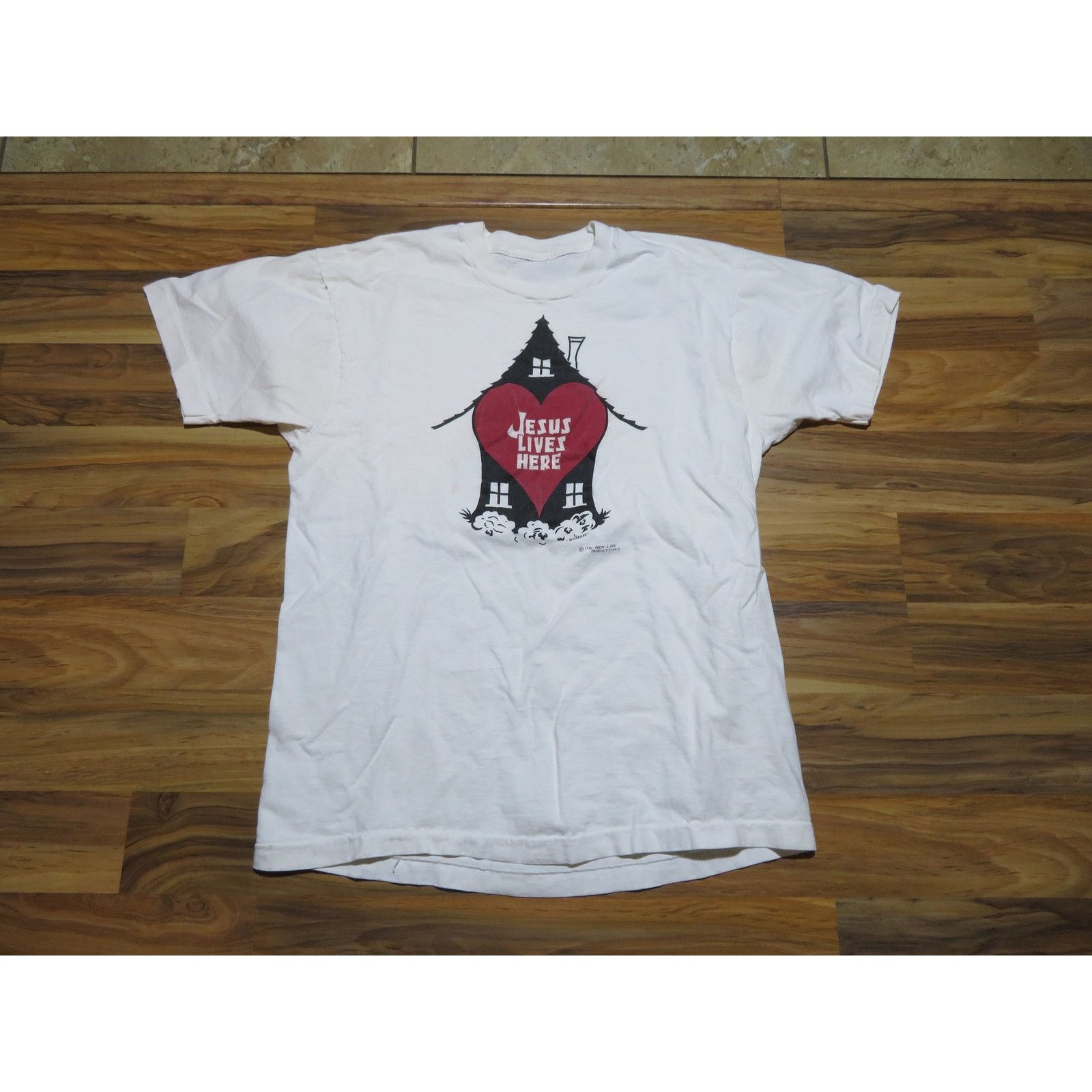 Other Jesus Lives Here Heart House White T-shirt Sz L 1990s Size US L / EU 52-54 / 3 - 1 Thumbnail