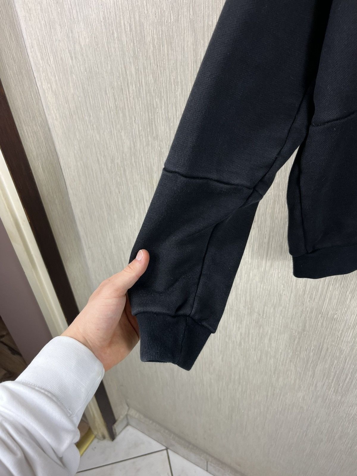 Heliot Emil Heliot Emil asymmetric panel reversible cropped sweatshirt Size US XS / EU 42 / 0 - 14 Thumbnail